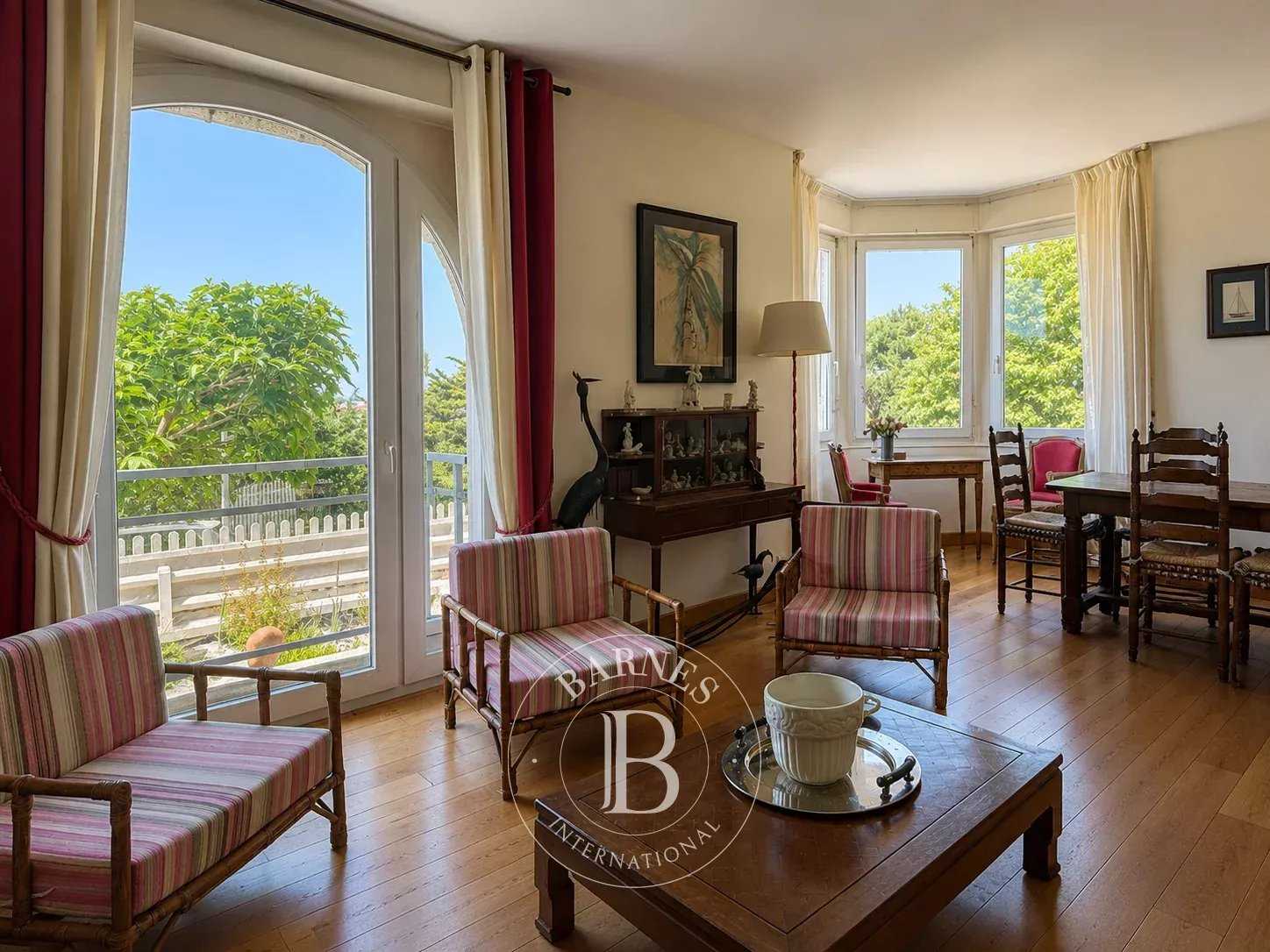 Saint-Lunaire  - Maison 8 Pi&egrave;ces