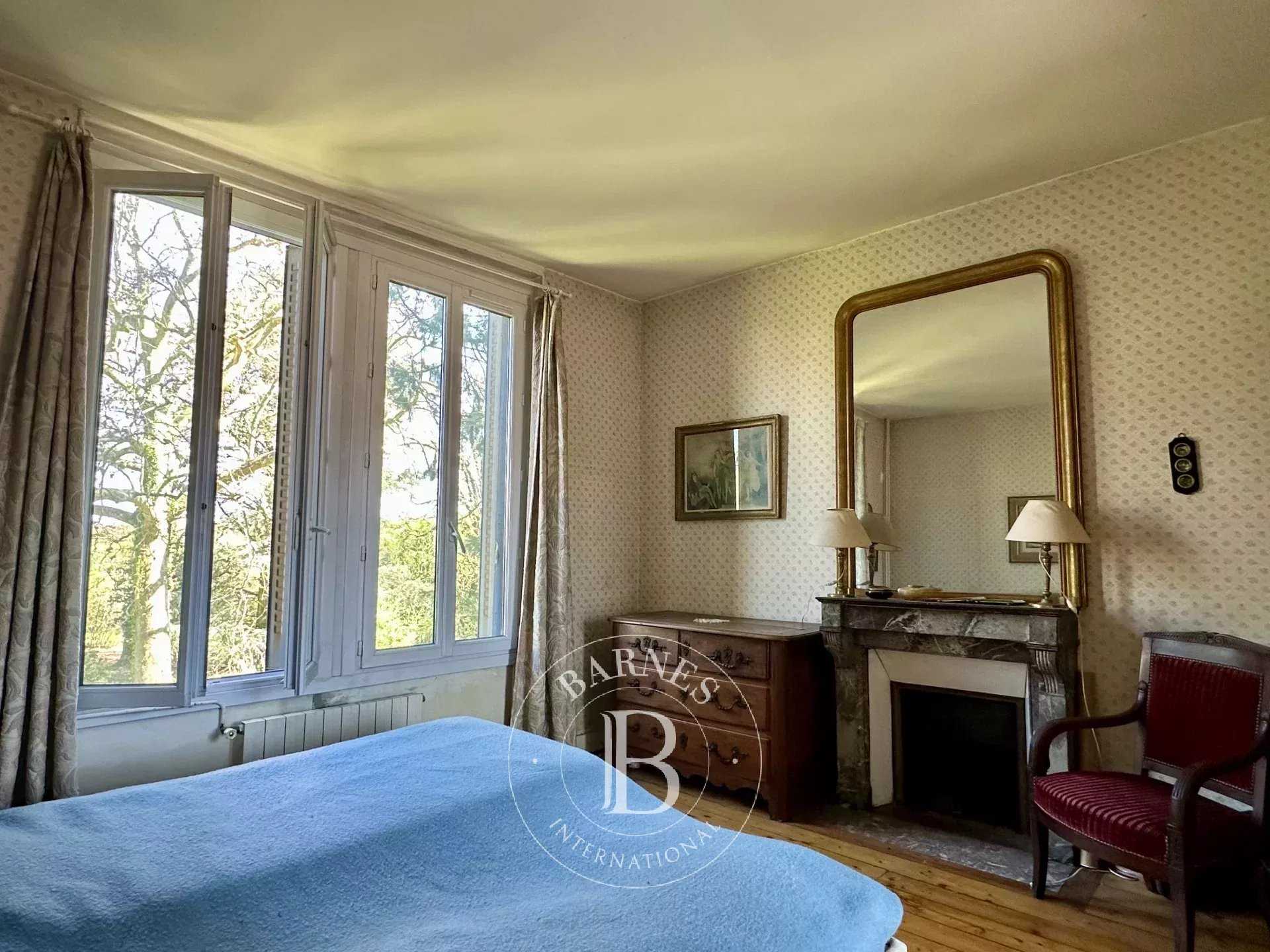 Saint-Chéron  - House 8 Bedrooms