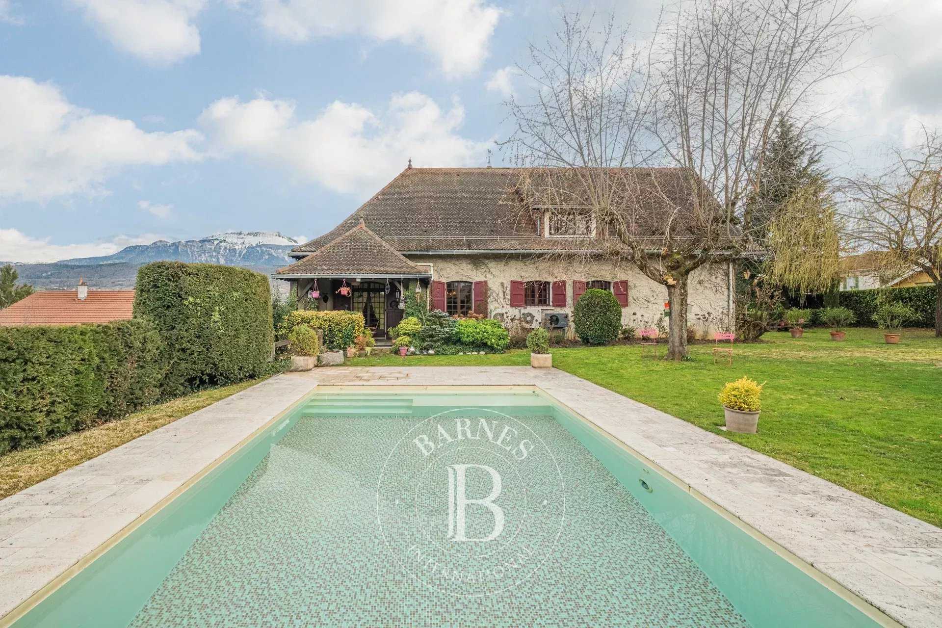 Voiron  - Maison 7 Pi&egrave;ces 4 Chambres