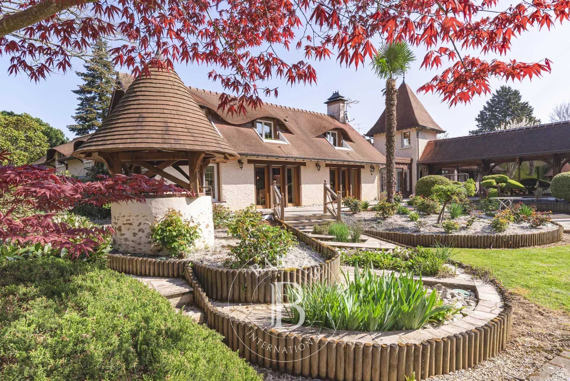 Montbizot  - Casa 10 Cuartos 5 Habitaciones