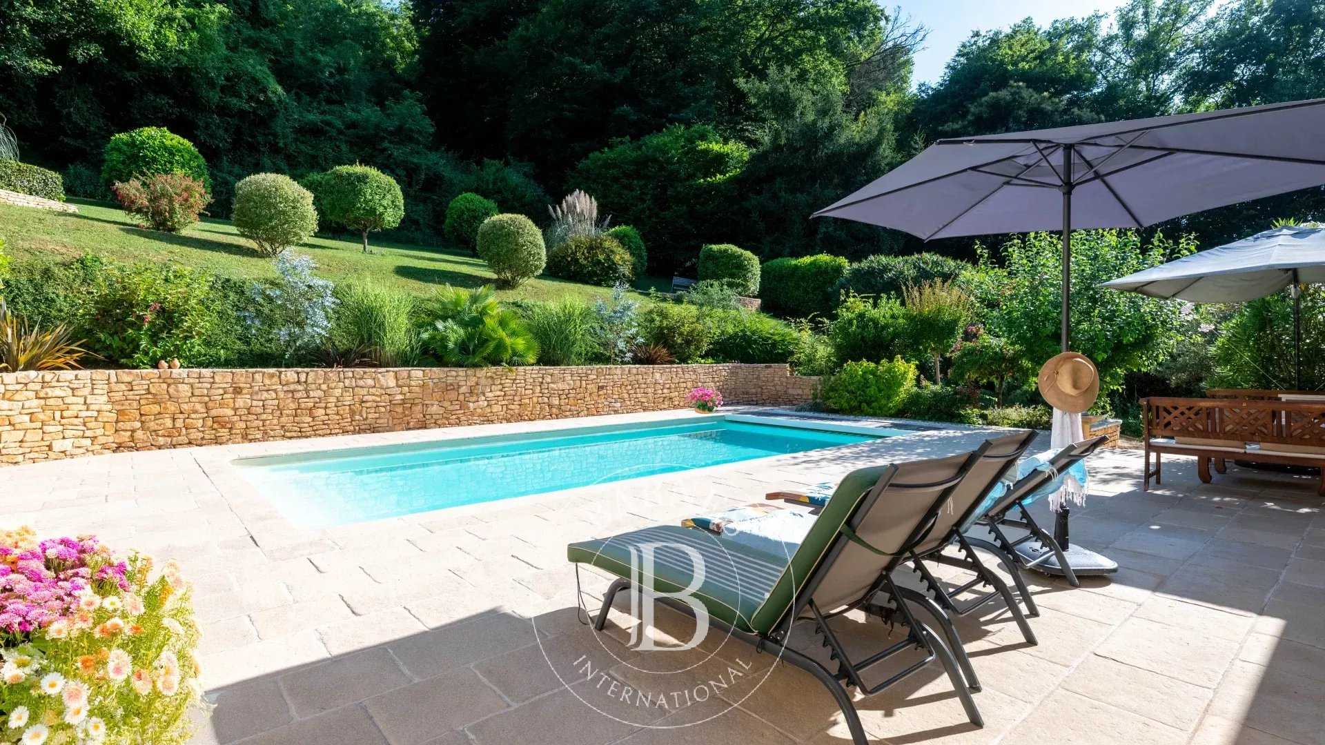 Sarlat-la-Canéda  - Property 4 Bedrooms