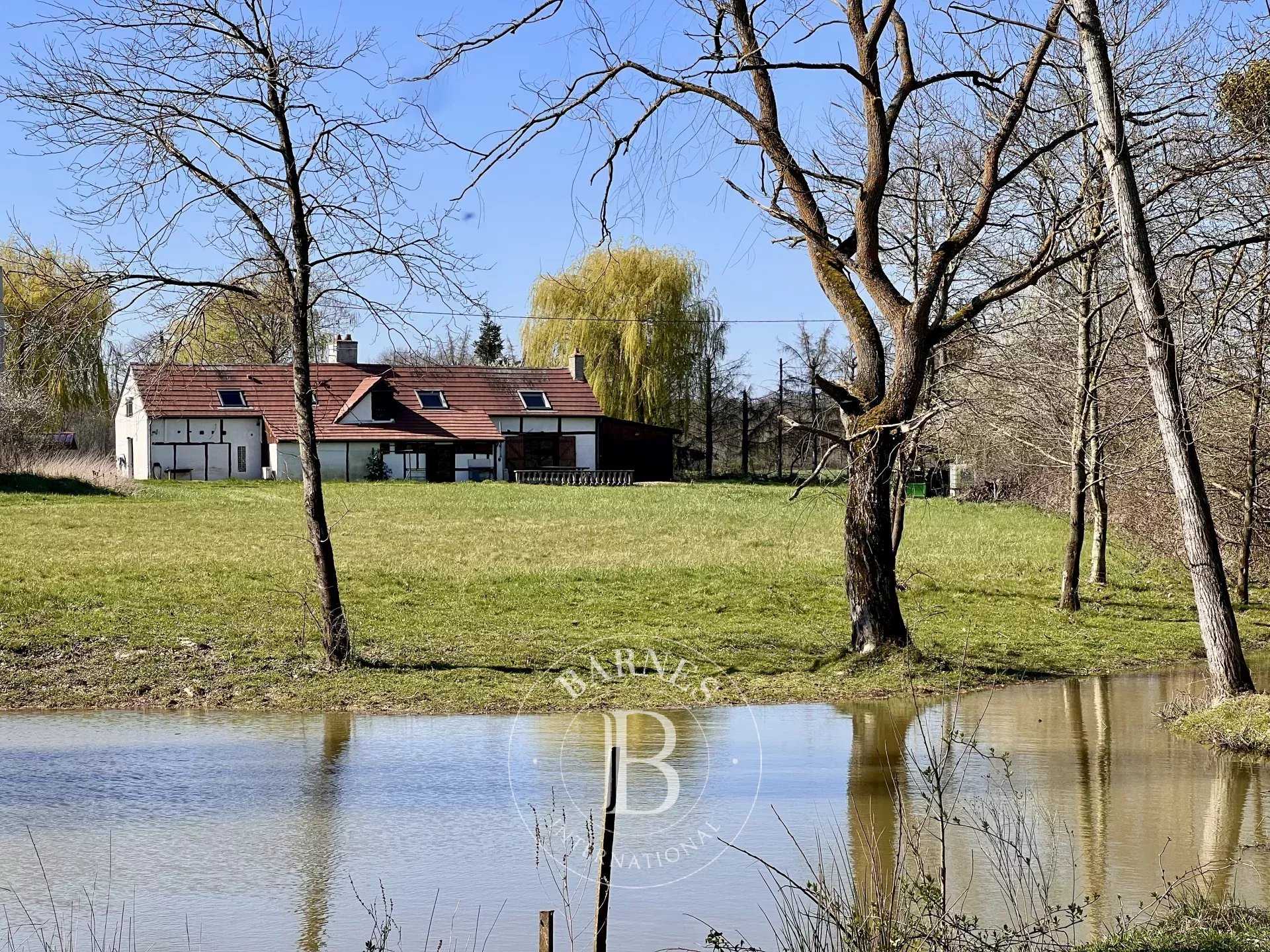 Beaune  - Property 4 Bedrooms