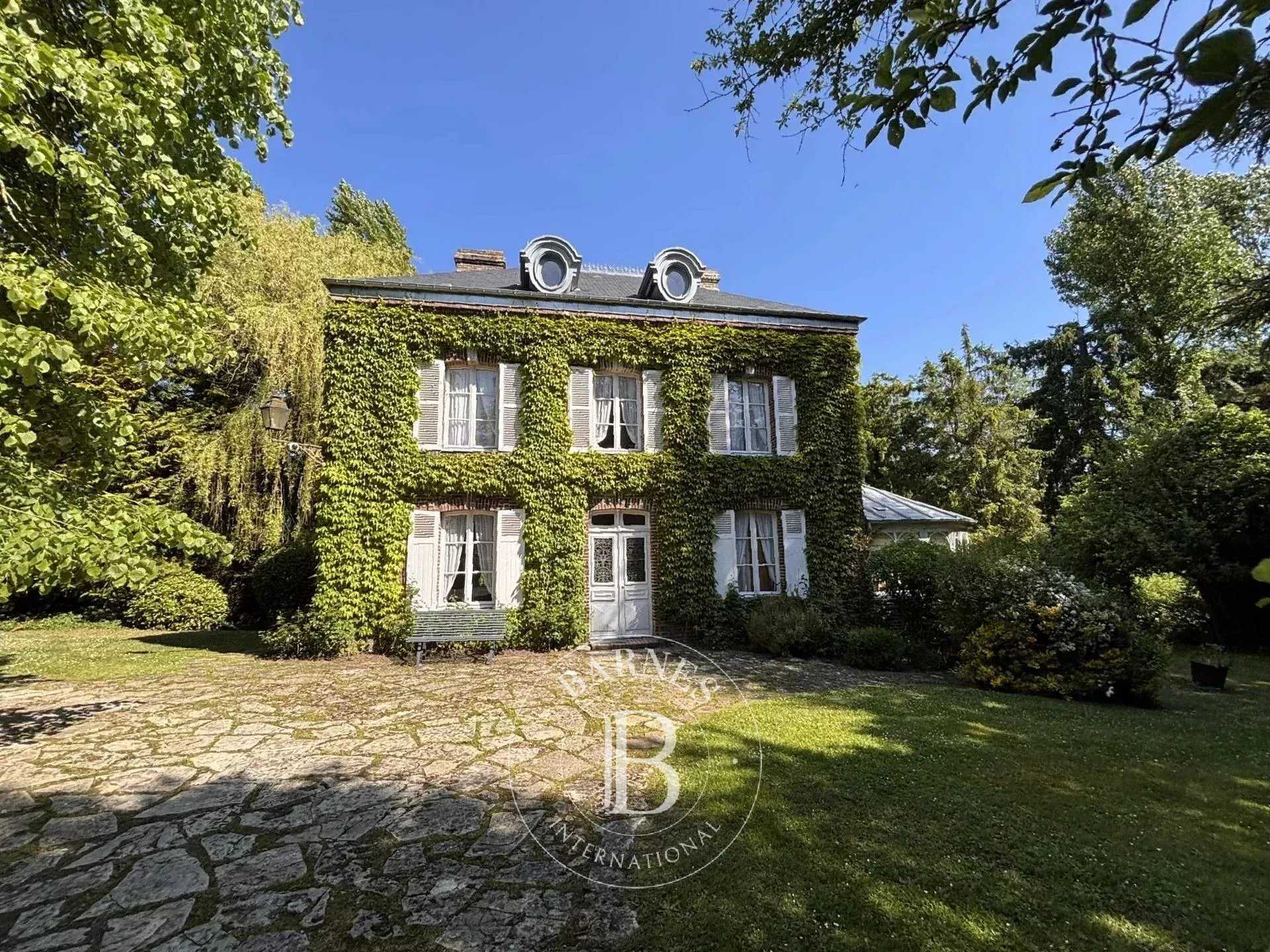 Saint-Julien-le-Faucon  - Maison 7 Pi&egrave;ces 4 Chambres