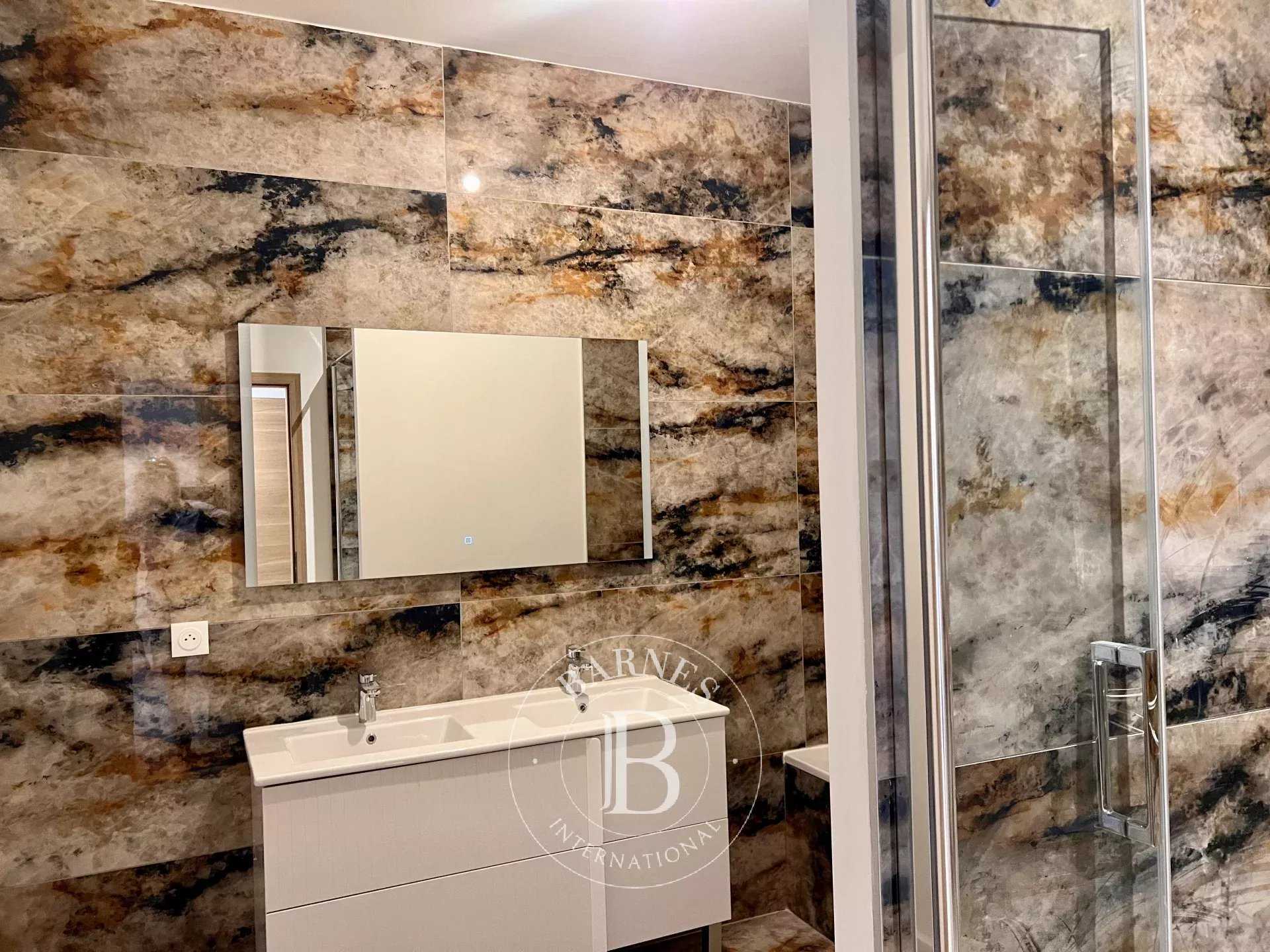 Beaune  - Appartement 6 Pi&egrave;ces 3 Chambres