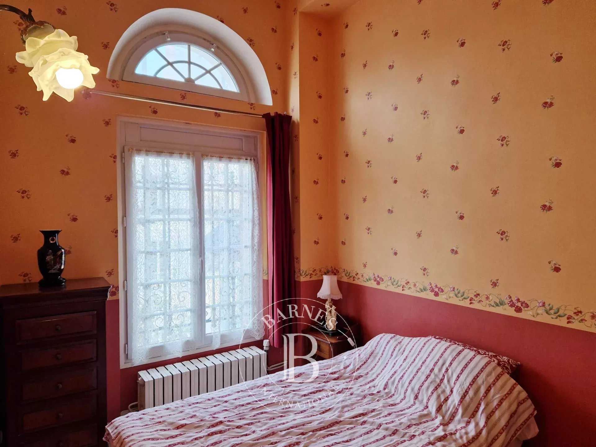 Pontoise  - Appartement 3 Pièces 2 Chambres