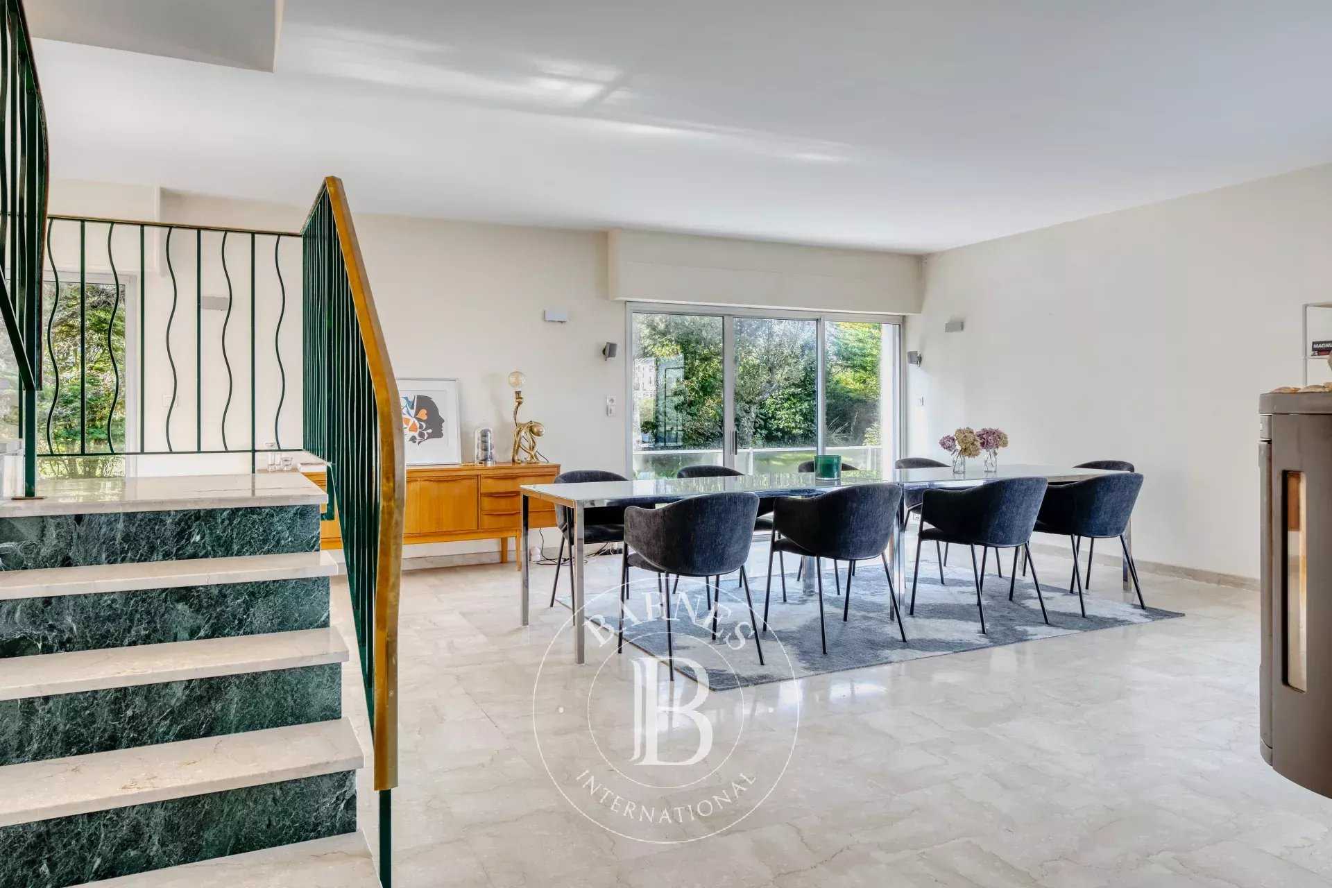 Dieppe  - House 6 Bedrooms