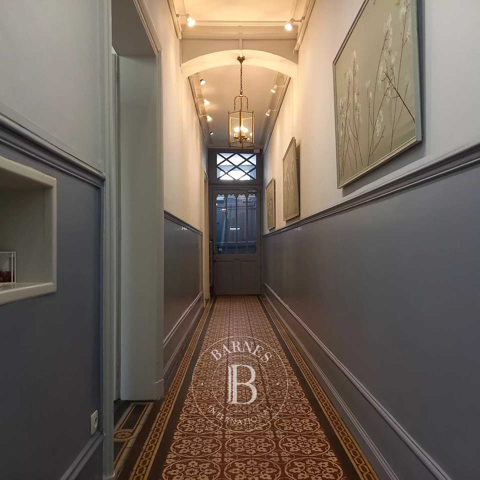 La Rochelle  - House 9 Bedrooms