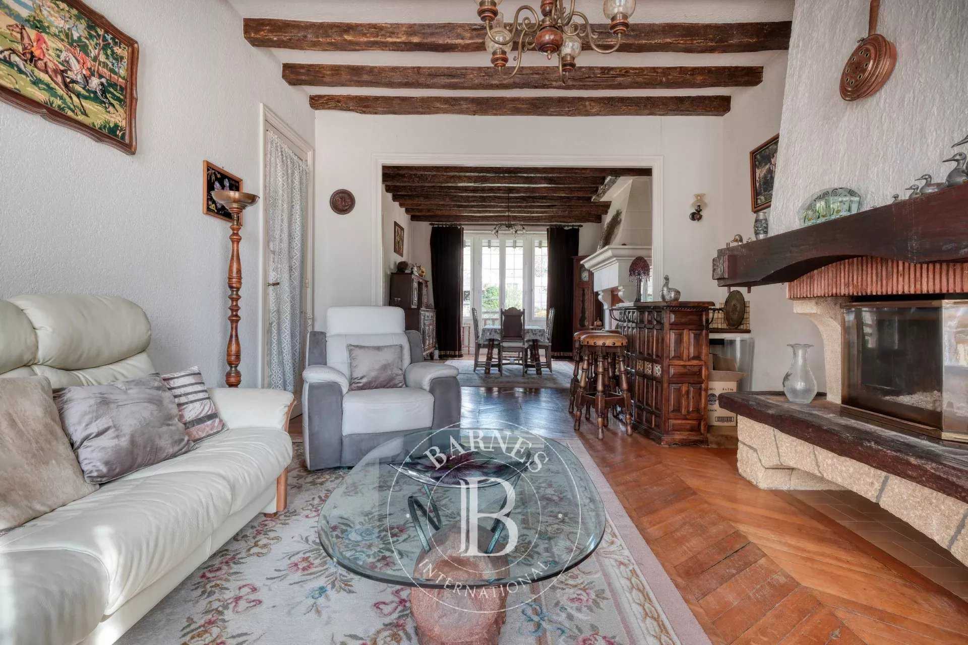 Roinville  - Manoir 12 Pi&egrave;ces 6 Chambres