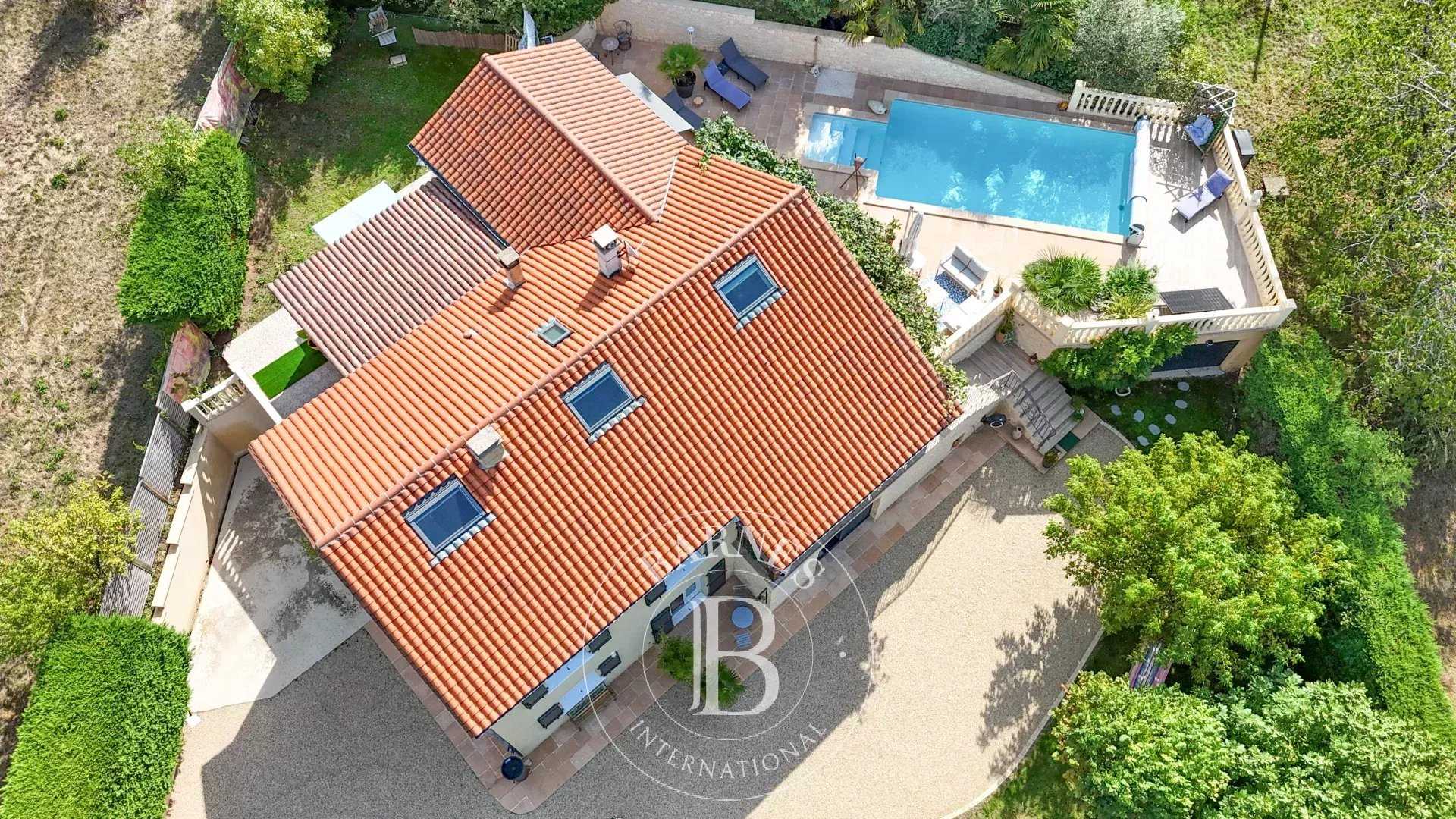 Sarlat-la-Canéda  - Maison 7 Pi&egrave;ces 6 Chambres