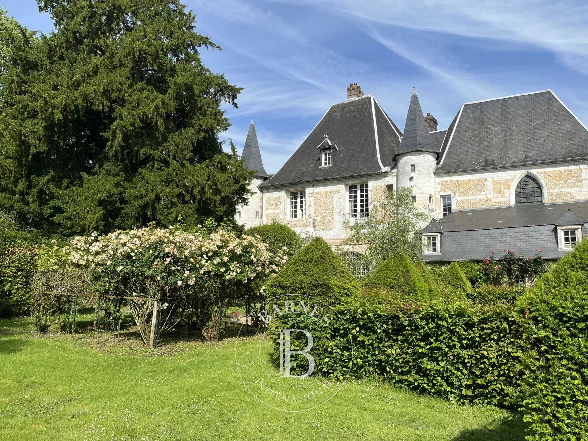 Pont-Audemer  - Château 34 Pièces 13 Chambres