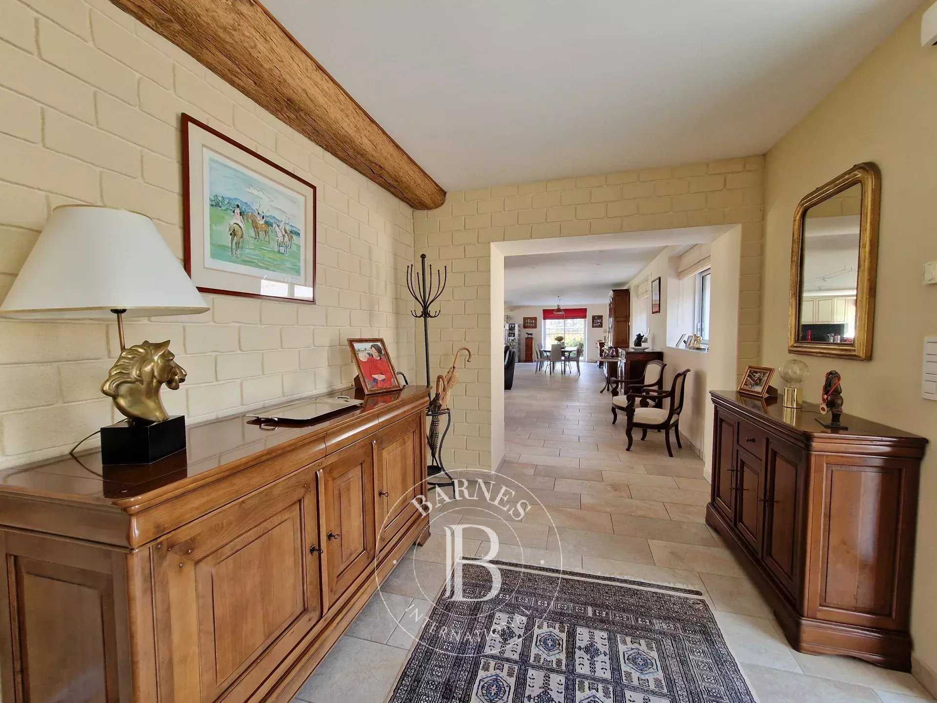 Le Mans  - House 5 Bedrooms