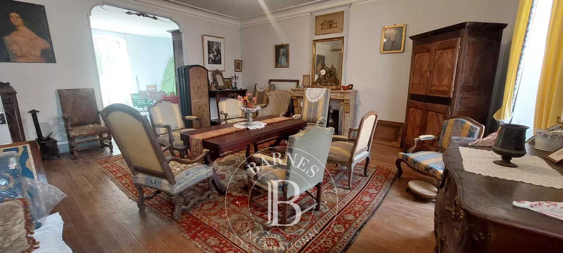 La Cavalerie  - Maison 11 Pi&egrave;ces 6 Chambres