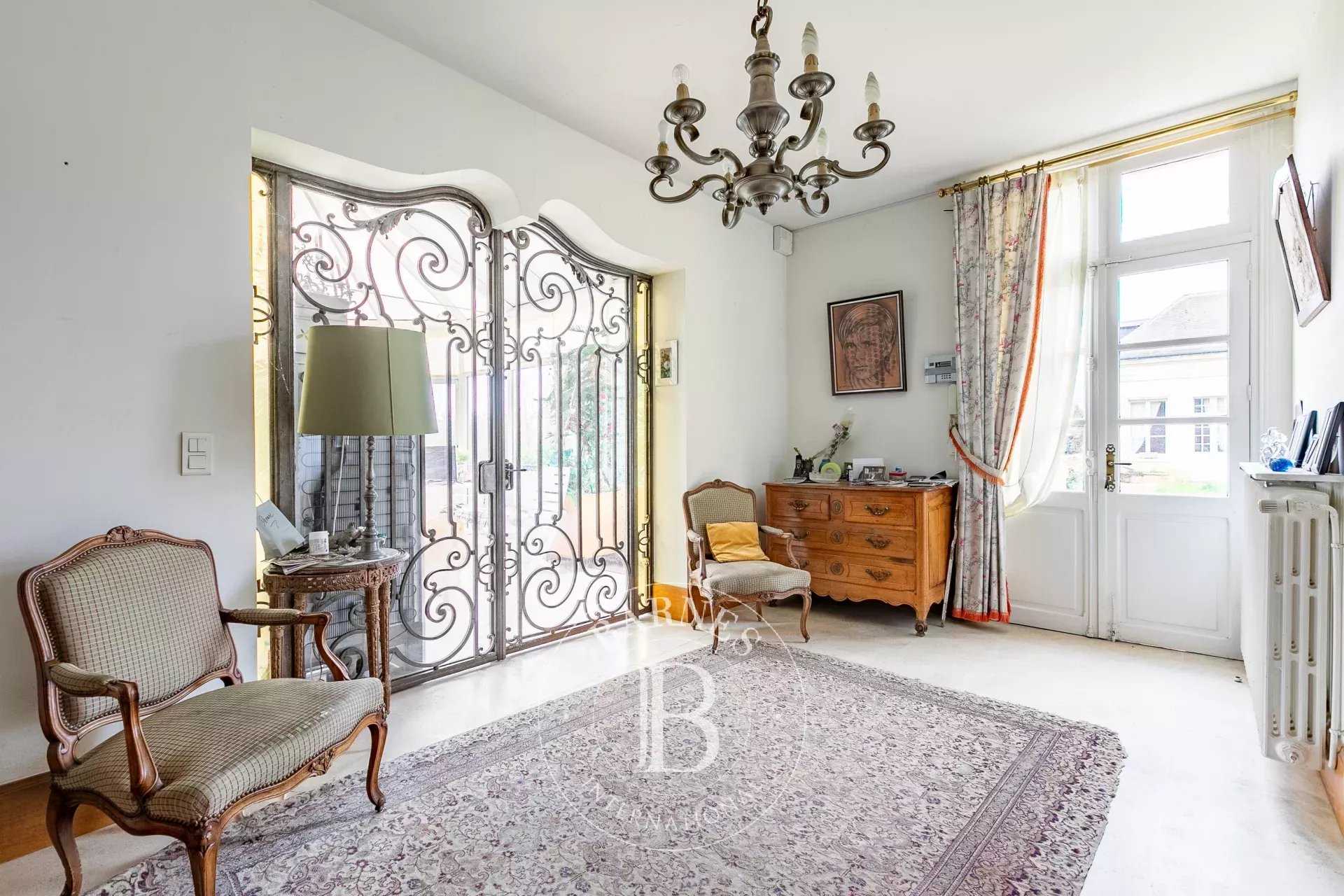 Compiègne  - Maison 9 Pi&egrave;ces 7 Chambres