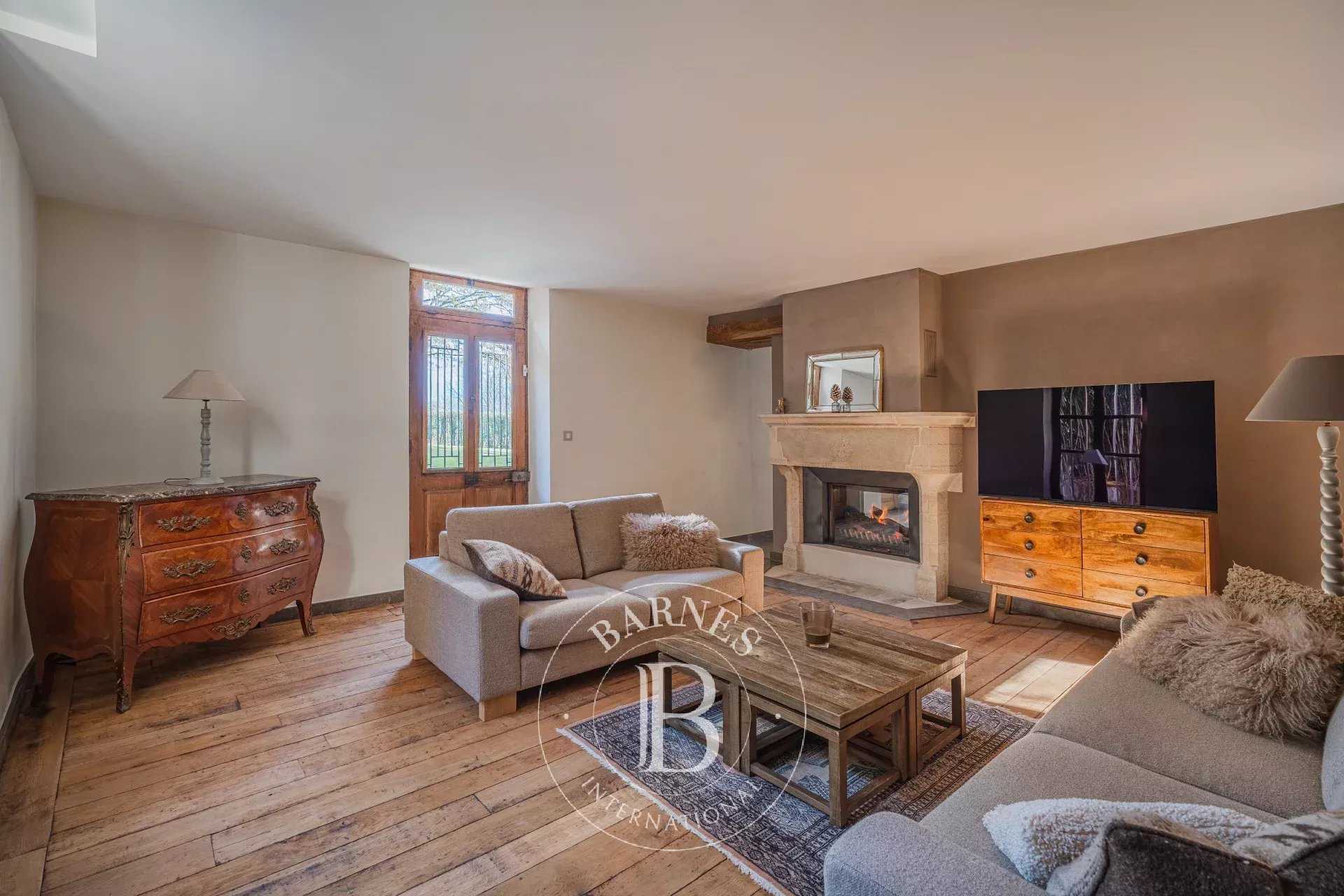 Charnècles  - Mas 7 Pi&egrave;ces 4 Chambres