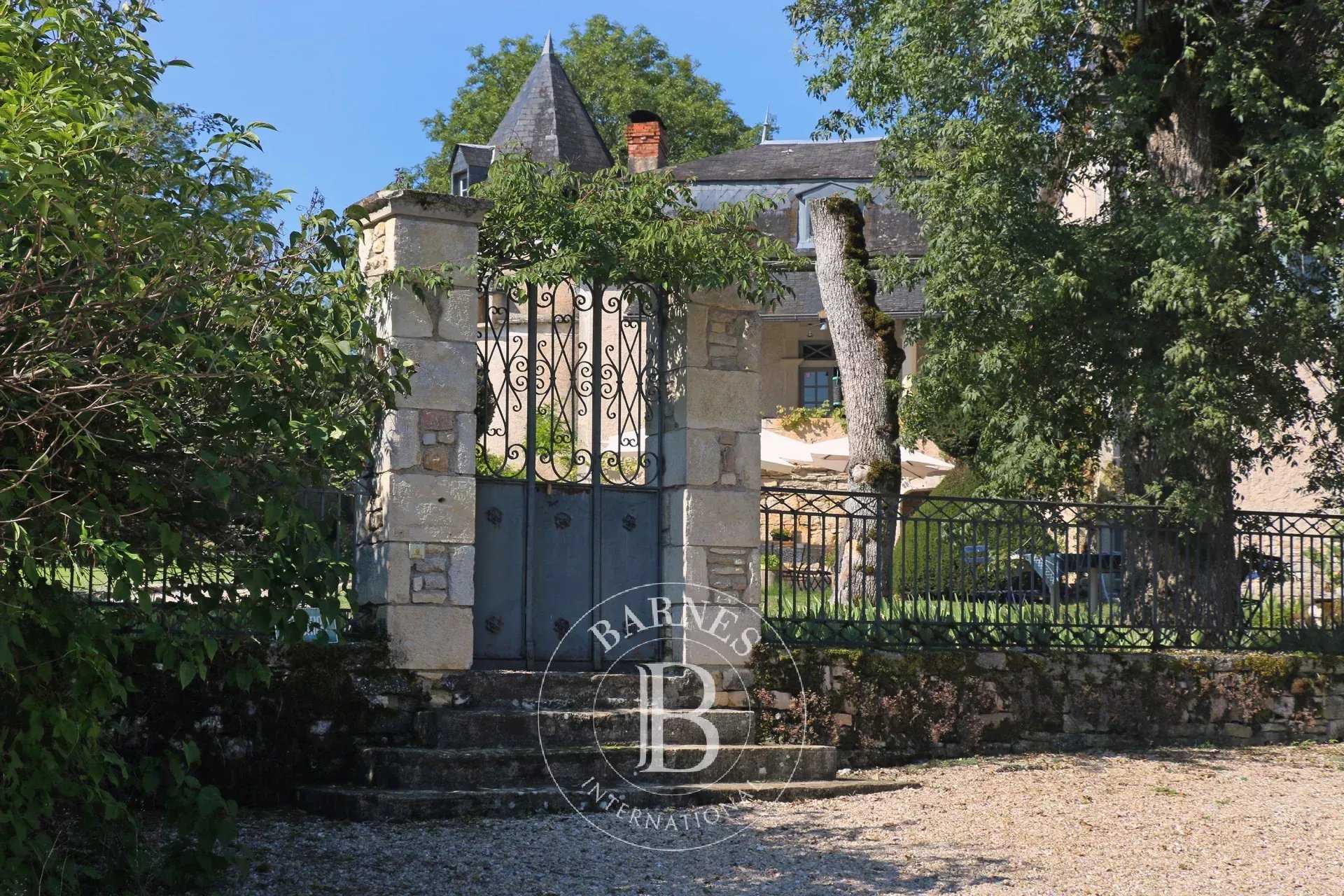 Cahors  - Propriété 19 Pi&egrave;ces