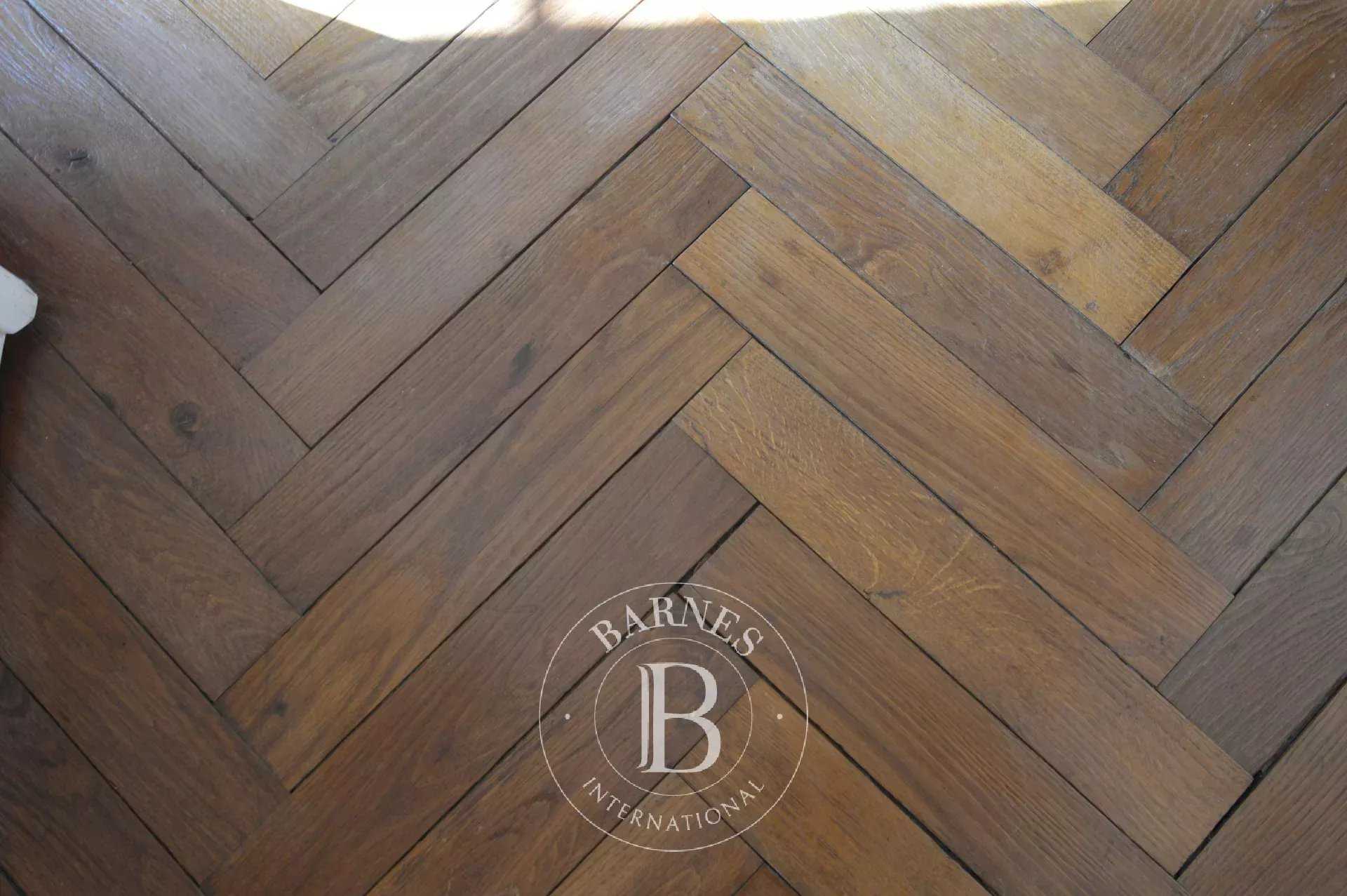 Niort  - Castle 5 Bedrooms