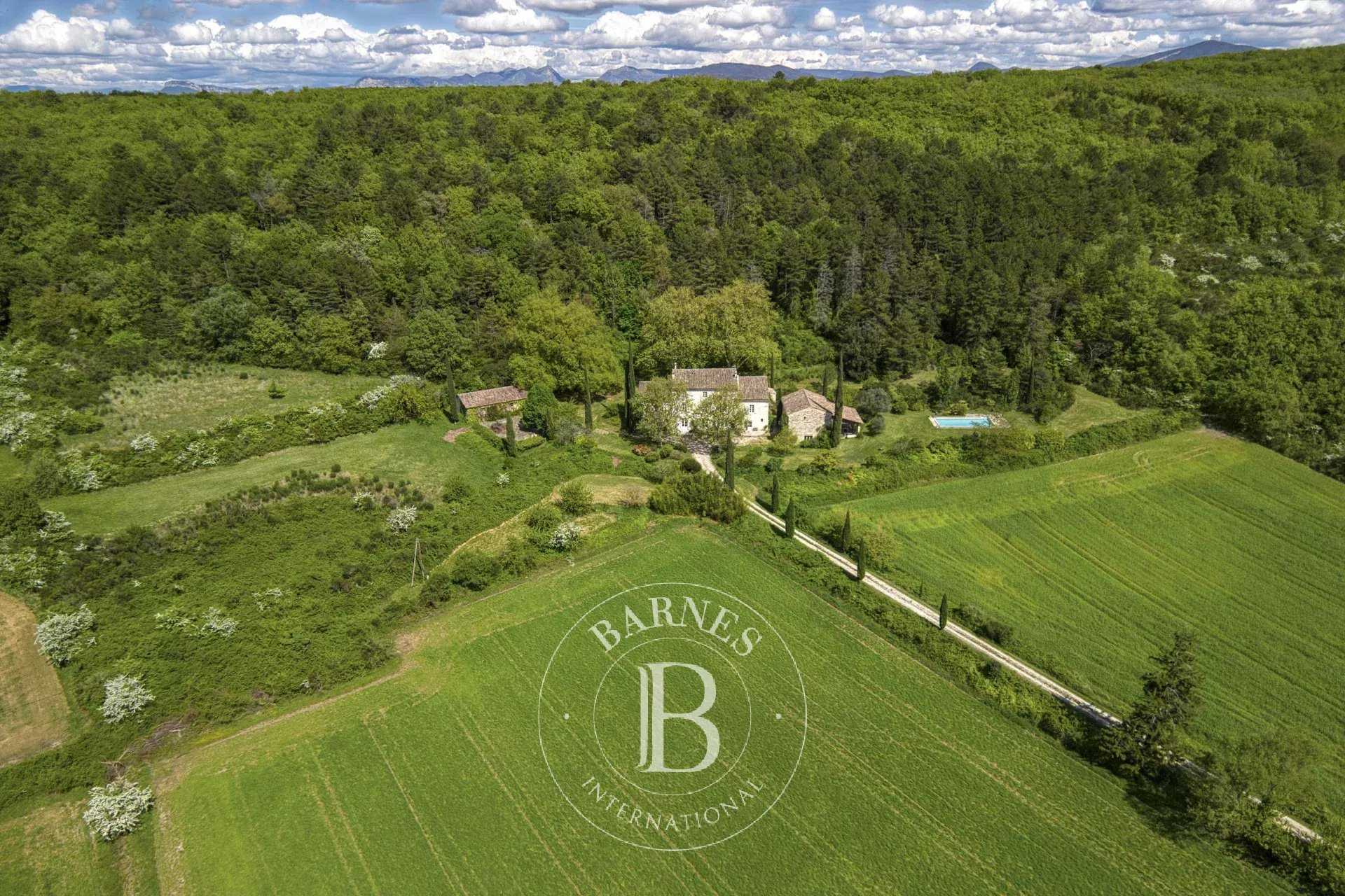 Espeluche  - Property 