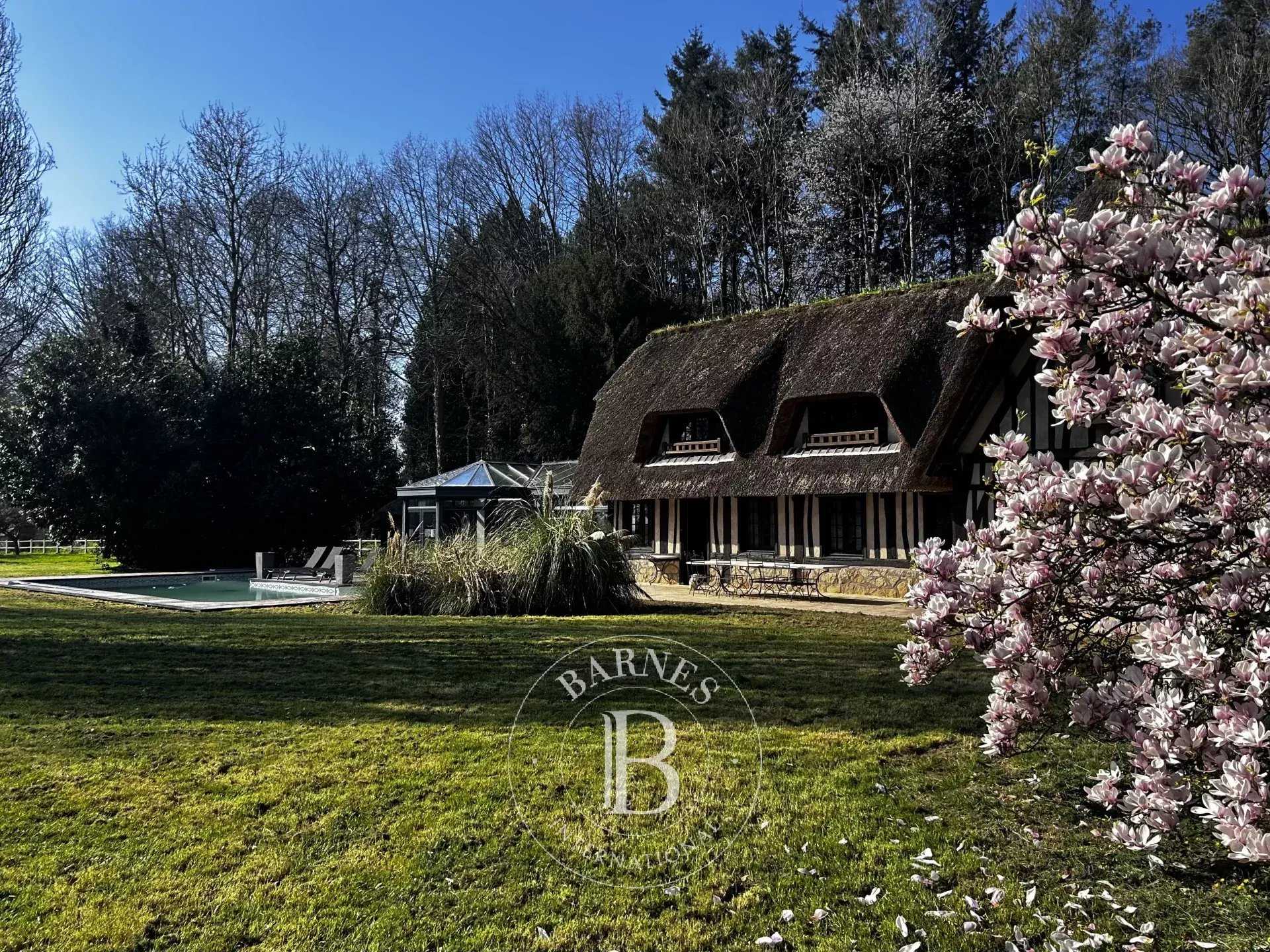 Yerville  - Chaumière 7 Pi&egrave;ces 4 Chambres