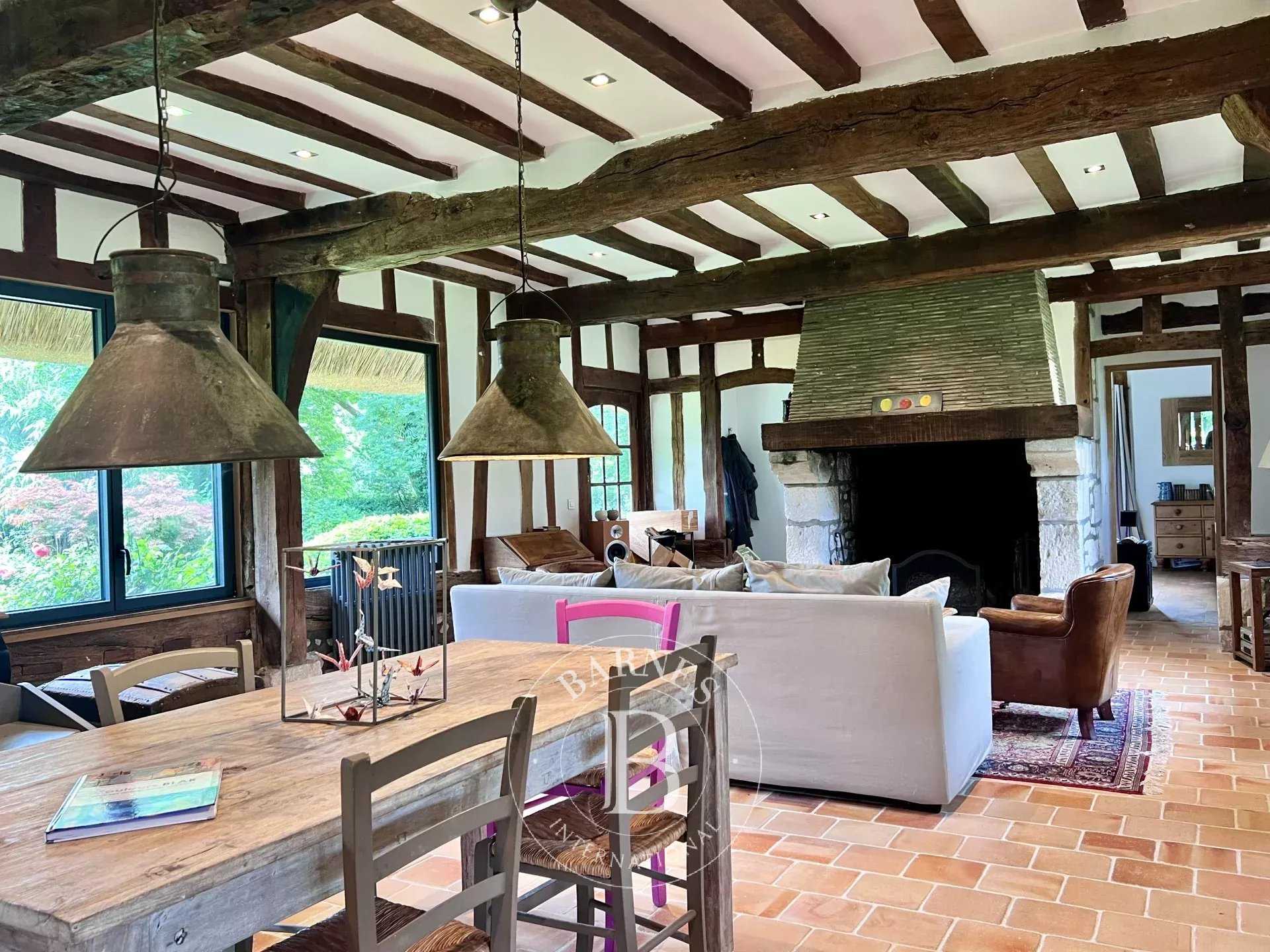 Anneville-Ambourville  - Maison 6 Pi&egrave;ces 4 Chambres