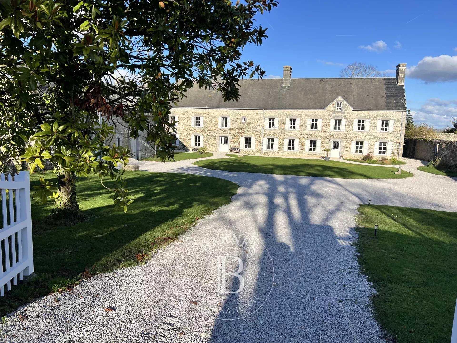 Montmartin-sur-Mer  - Village house 6 Bedrooms