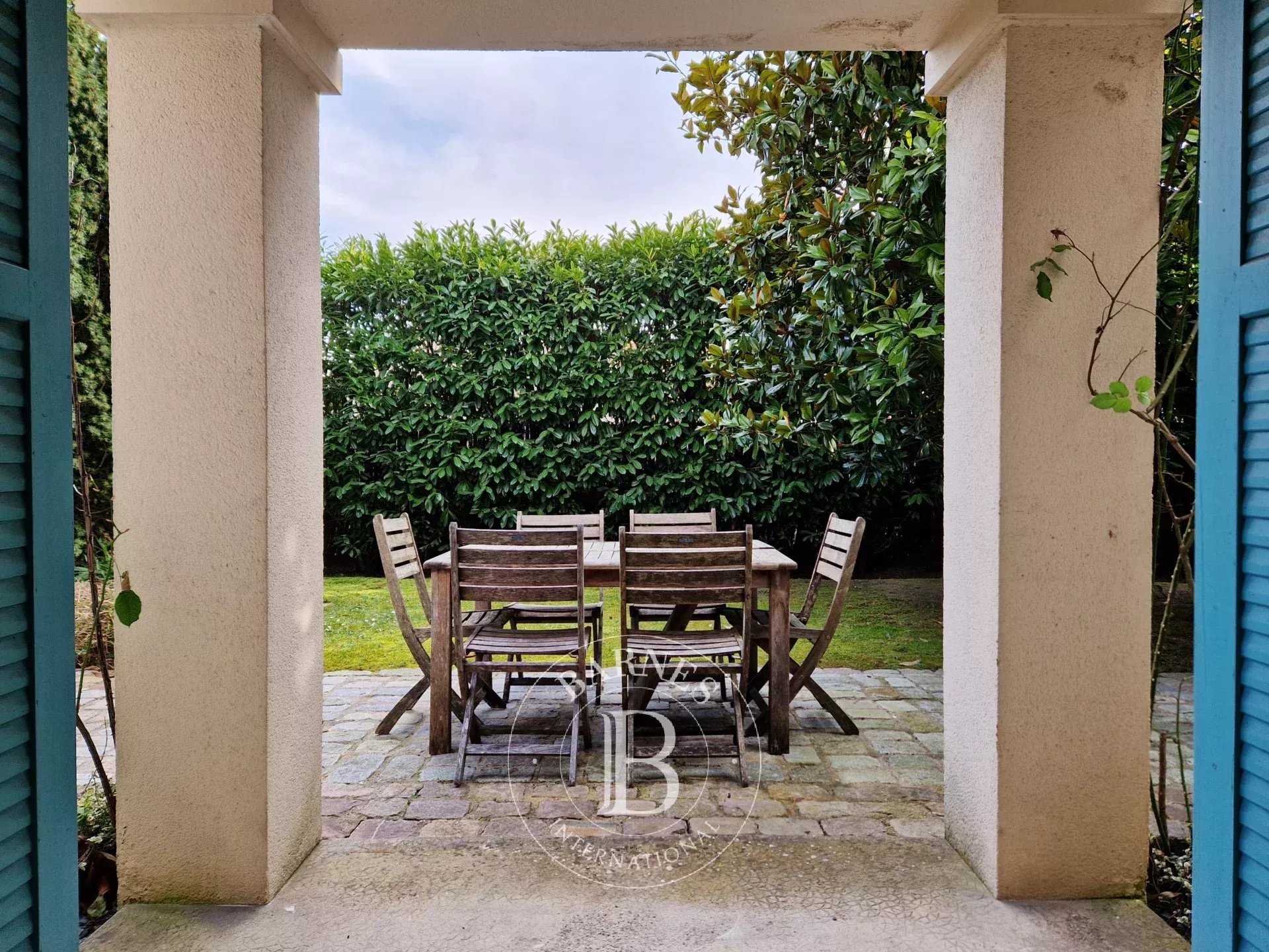 Cergy  - Maison 10 Pi&egrave;ces