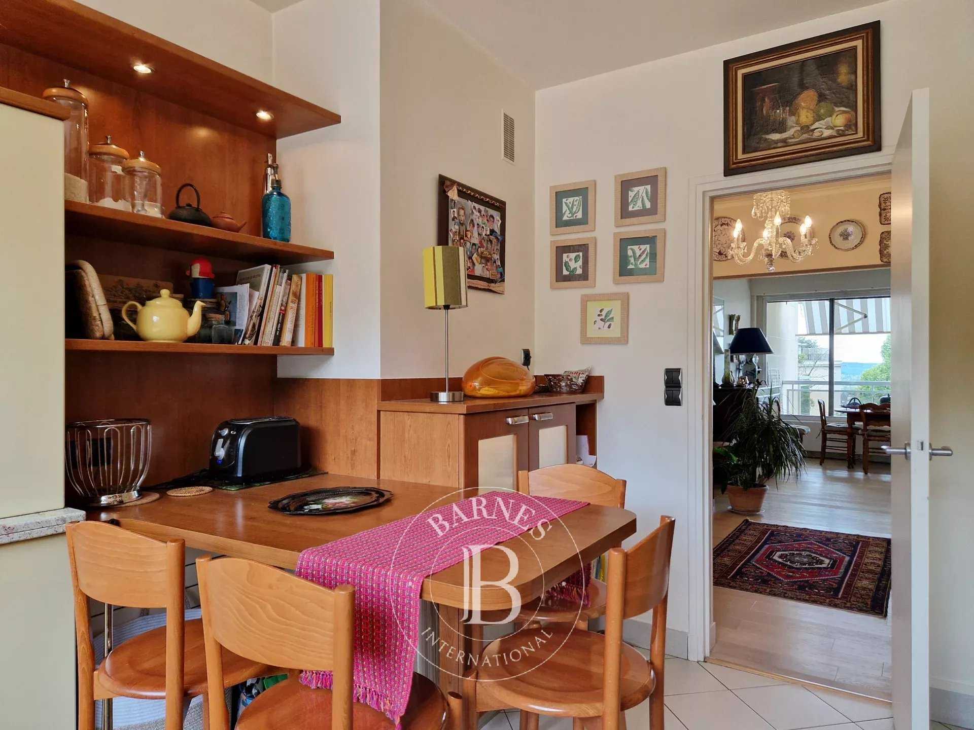 Montmorency  - Appartement 4 Pi&egrave;ces 3 Chambres