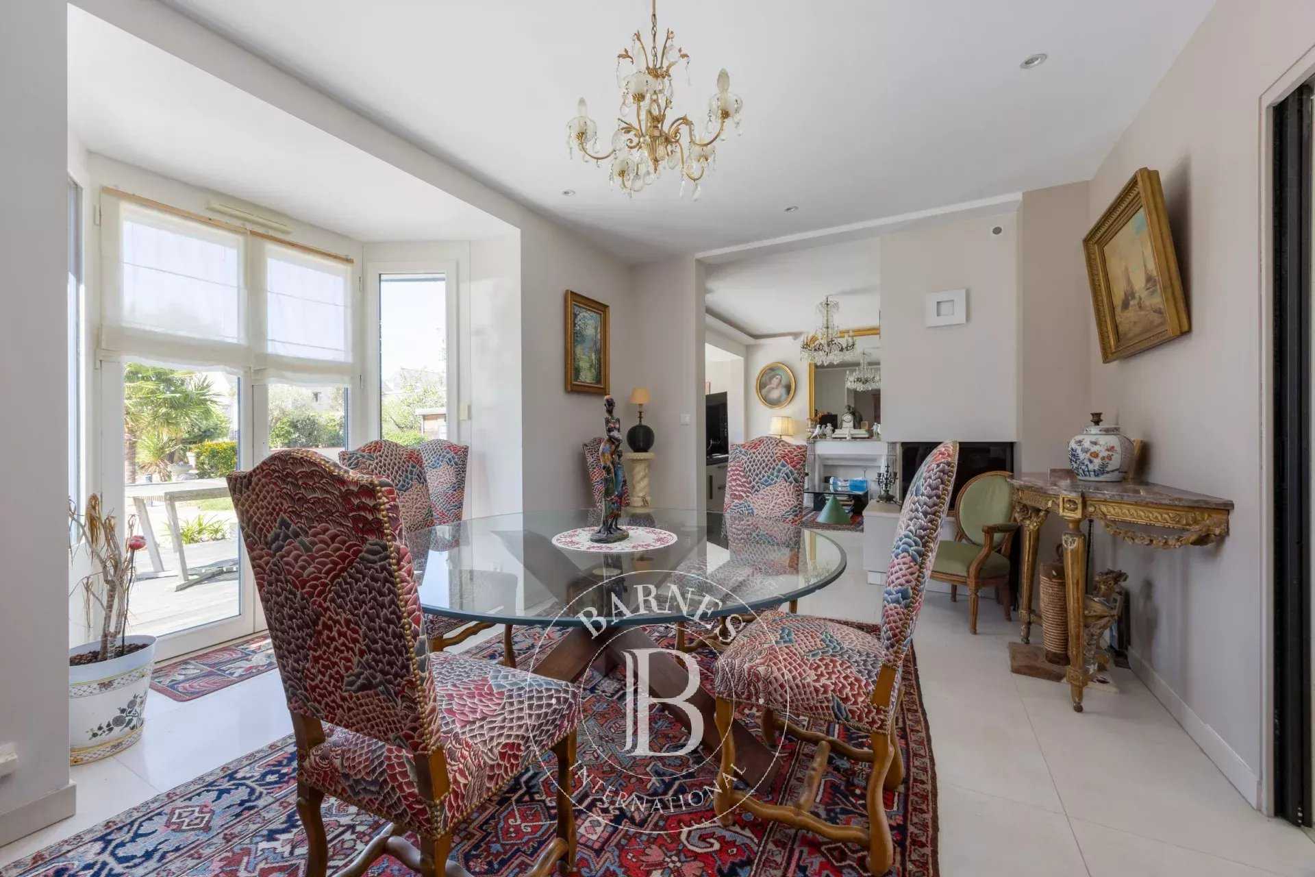 Saint-Malo  - Maison 10 Pi&egrave;ces 5 Chambres