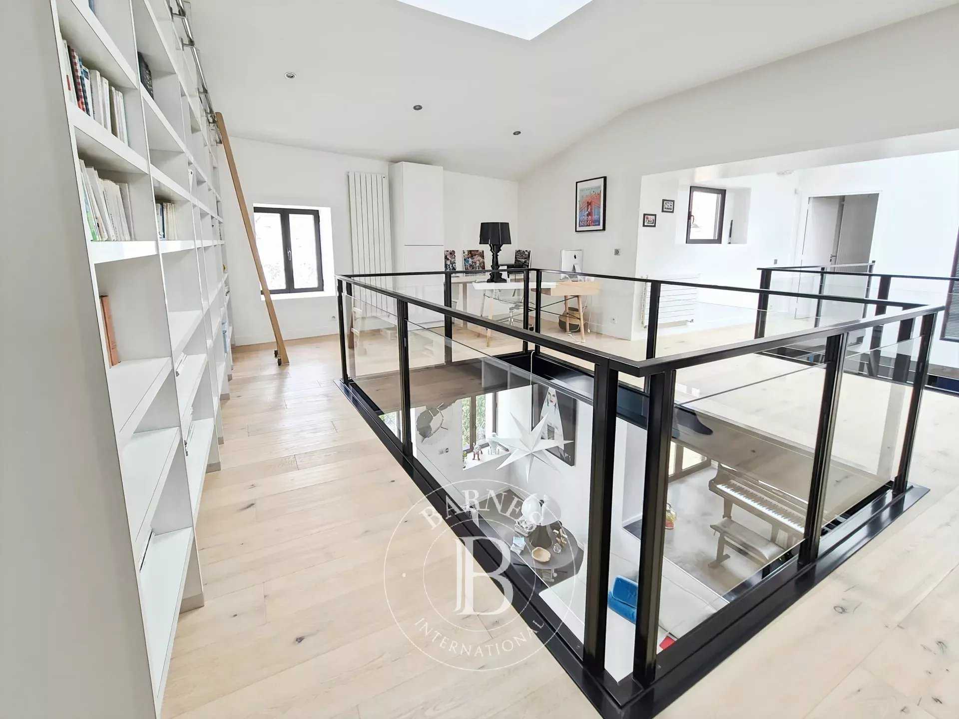 Plauzat  - Maison 10 Pi&egrave;ces 6 Chambres