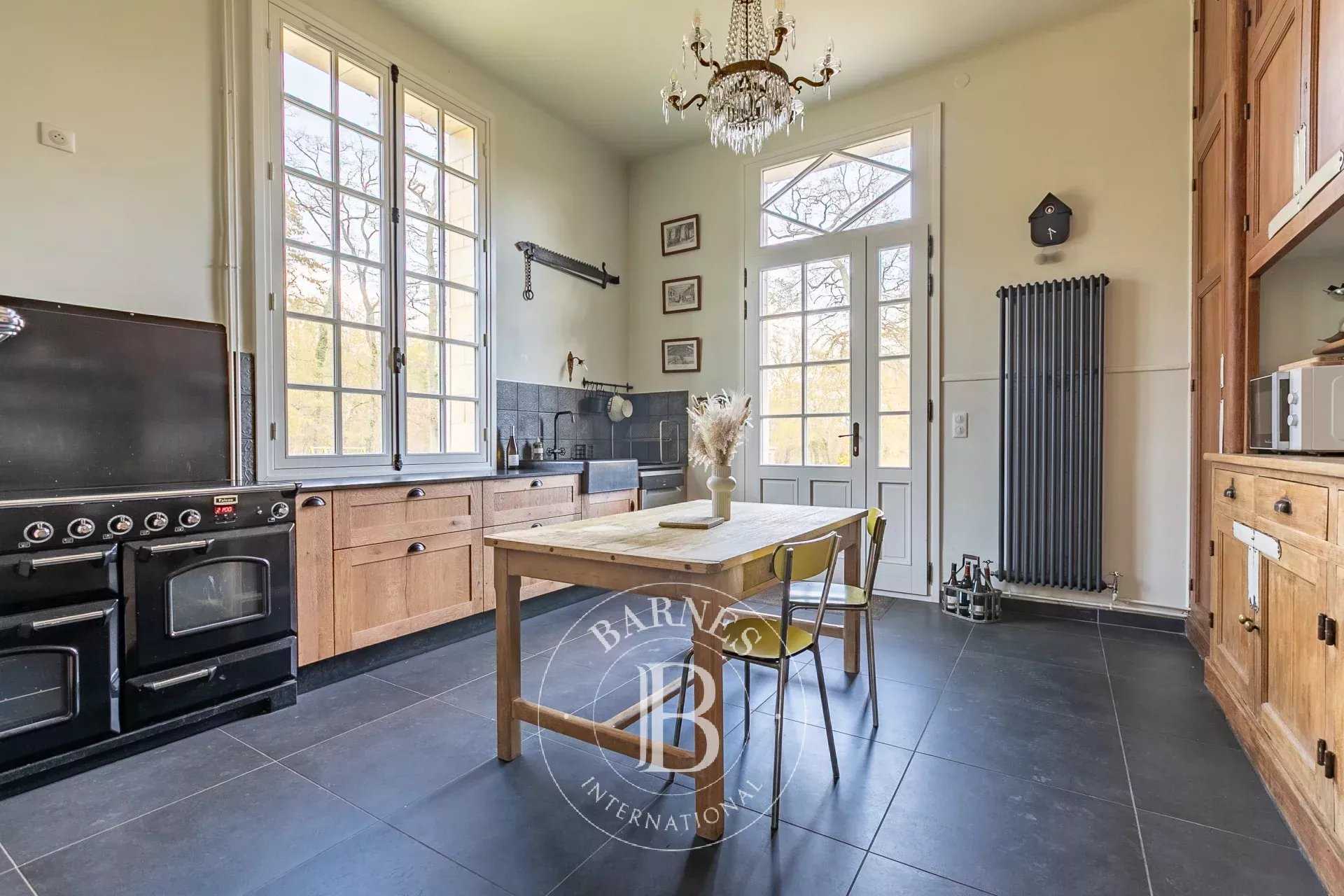 Meaux  - Maison 25 Pi&egrave;ces