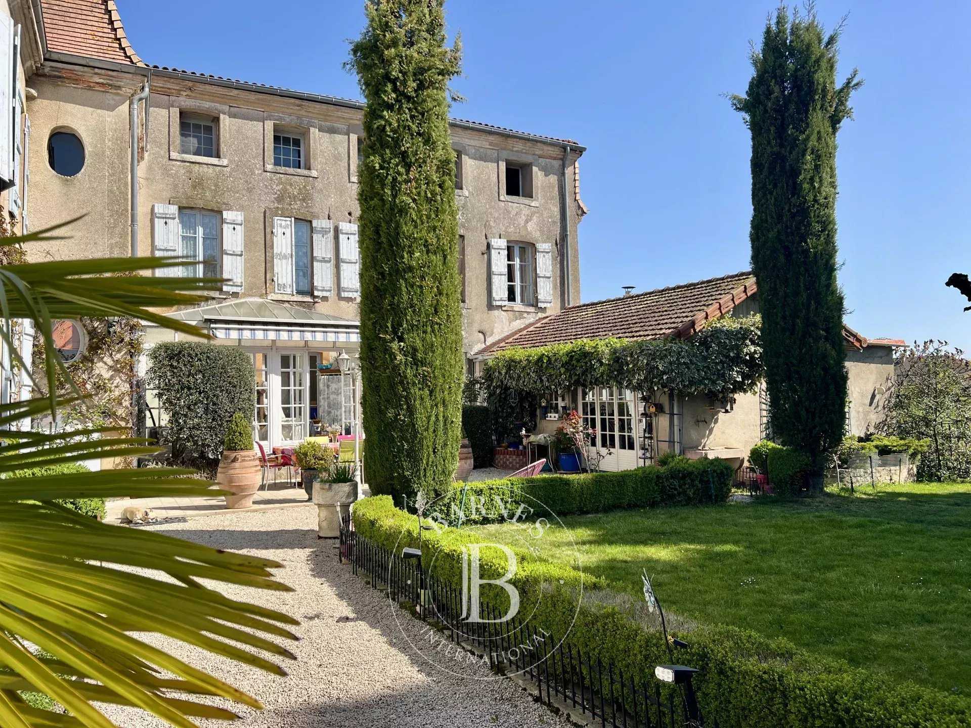 Beaune  - House 7 Bedrooms