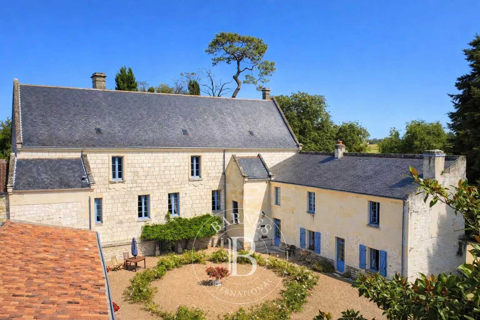 Château Chinon  -  ref 86184164 (picture 2)