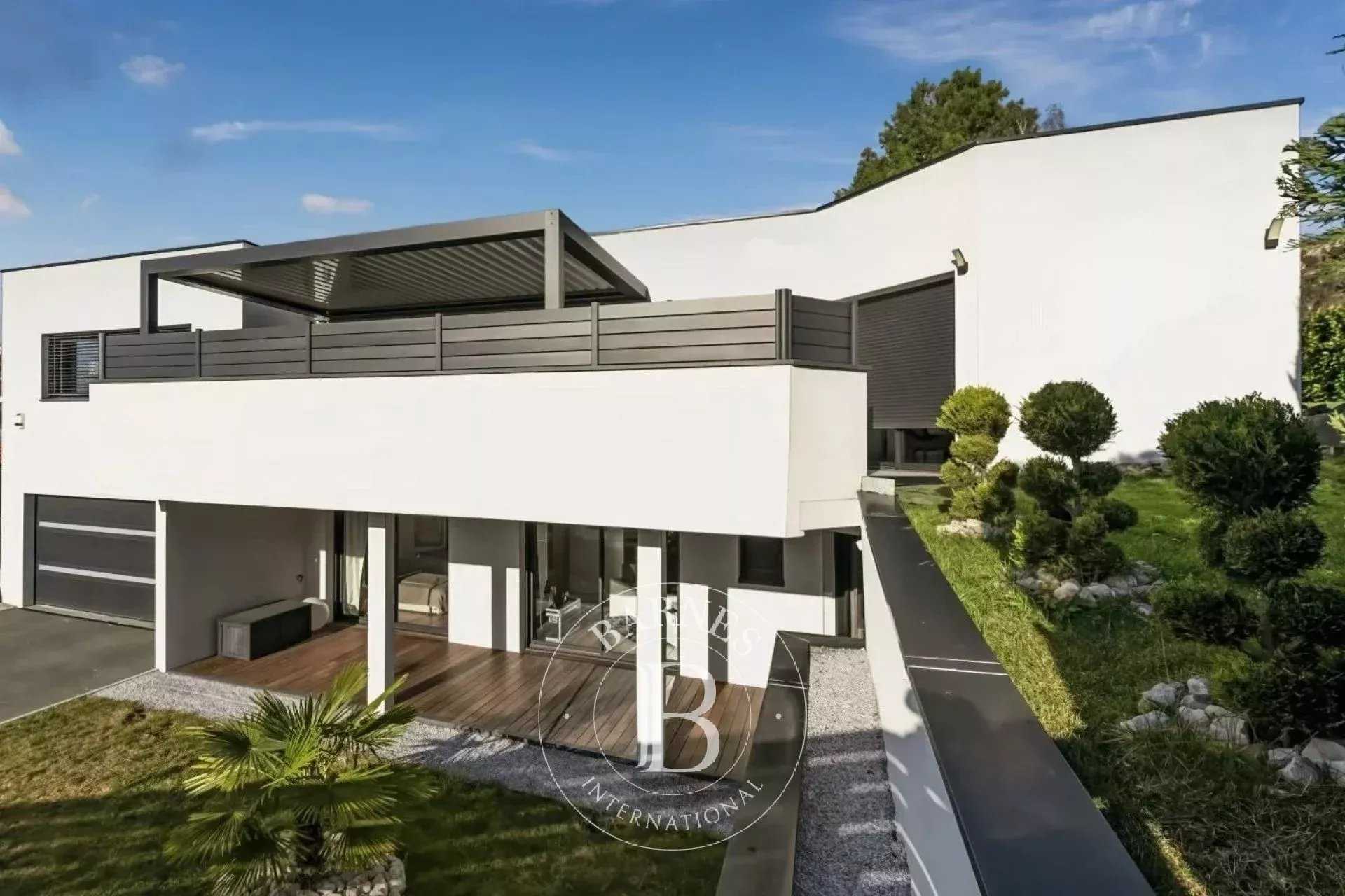 Maison Veyre-Monton  -  ref 86399523 (picture 2)