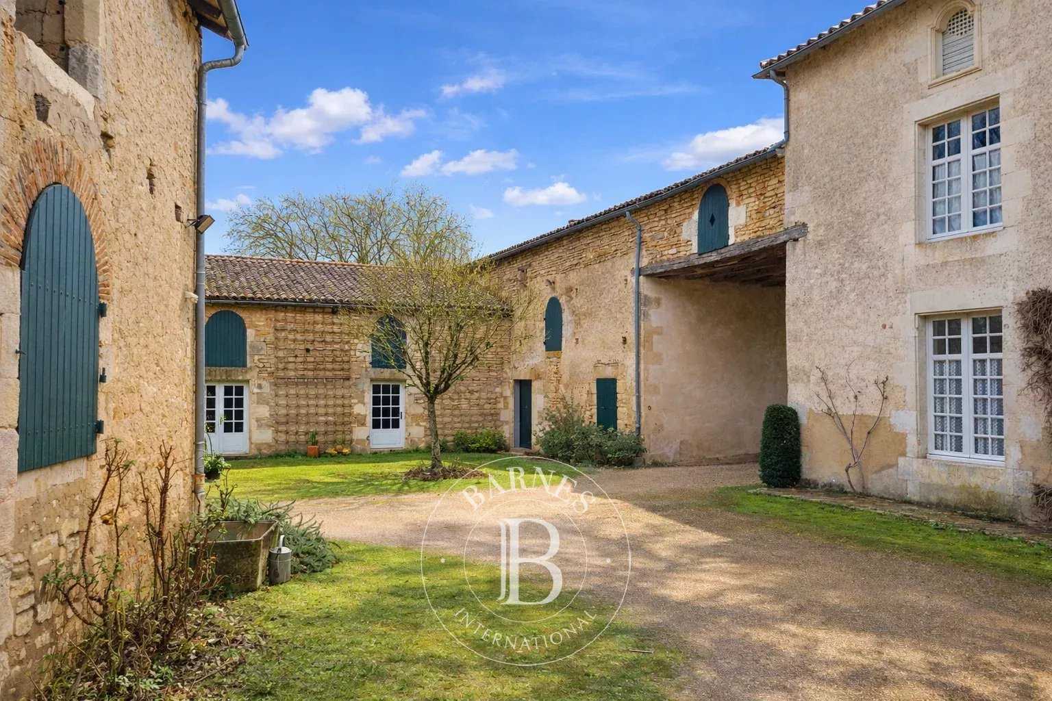 Maison Poitiers  -  ref 86733187 (picture 3)