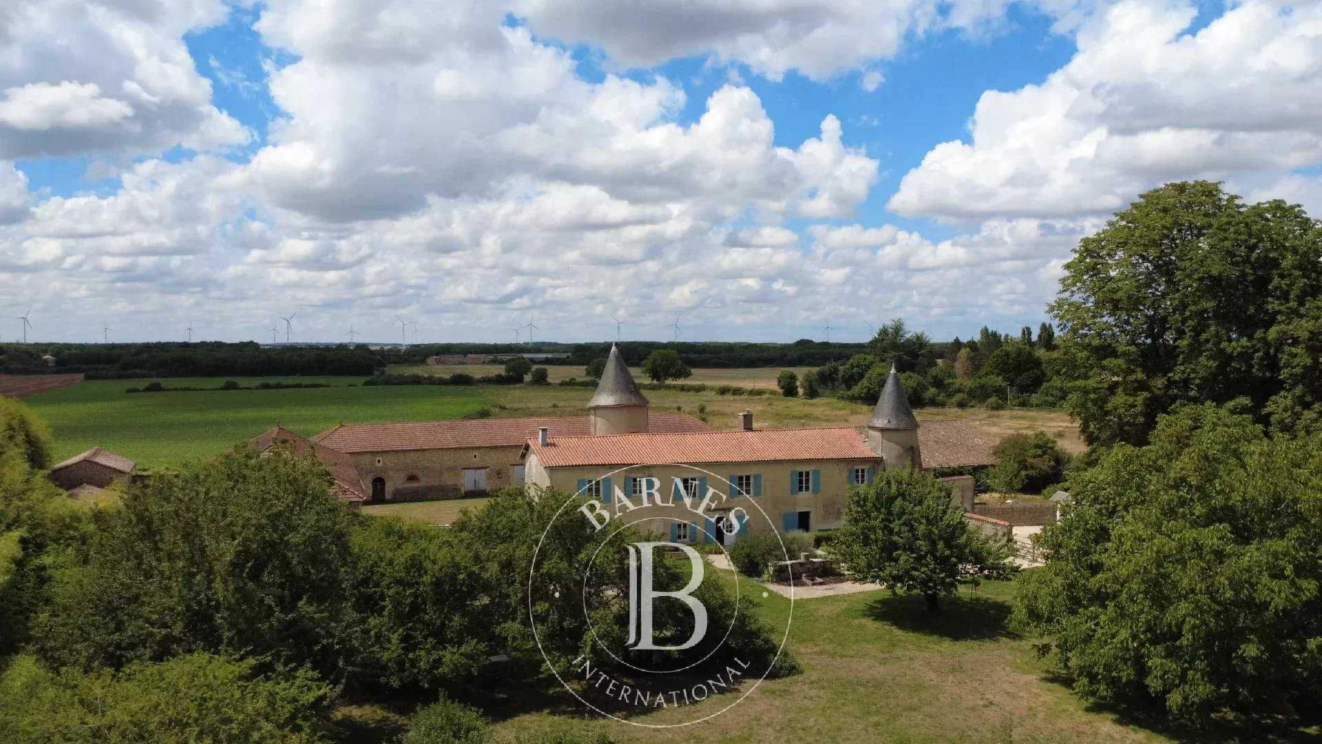 House Civray  -  ref 86183137 (picture 2)