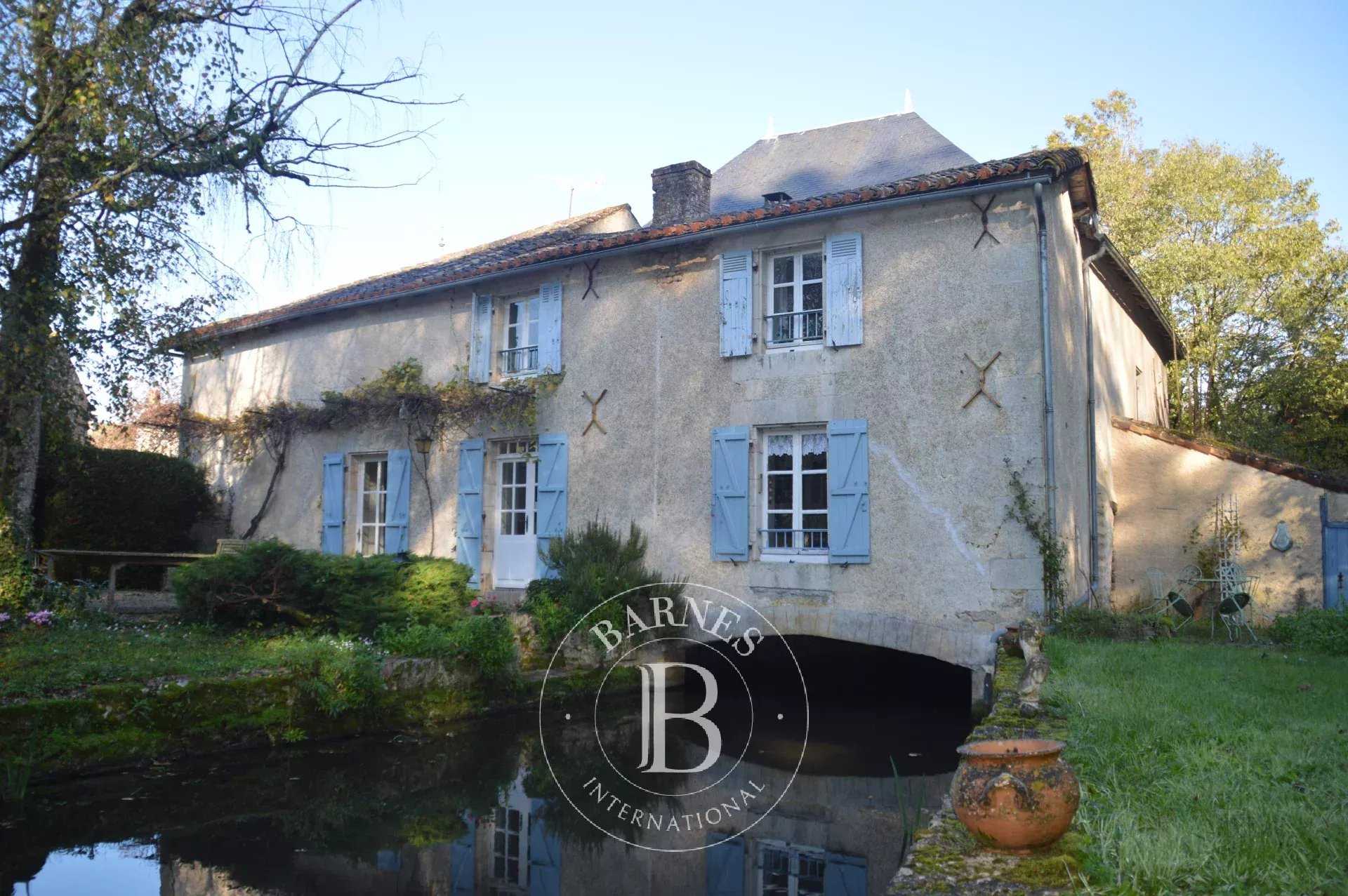 Maison Valence-en-Poitou  -  ref 85368535 (picture 2)