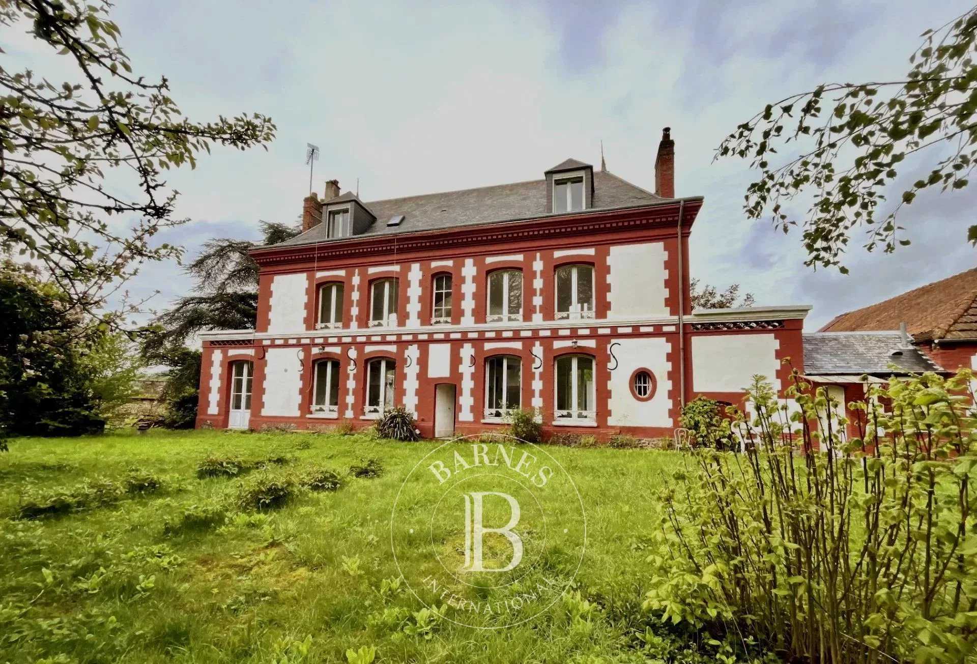 Manor house Chaumont-en-Vexin  -  ref 8085891 (picture 1)
