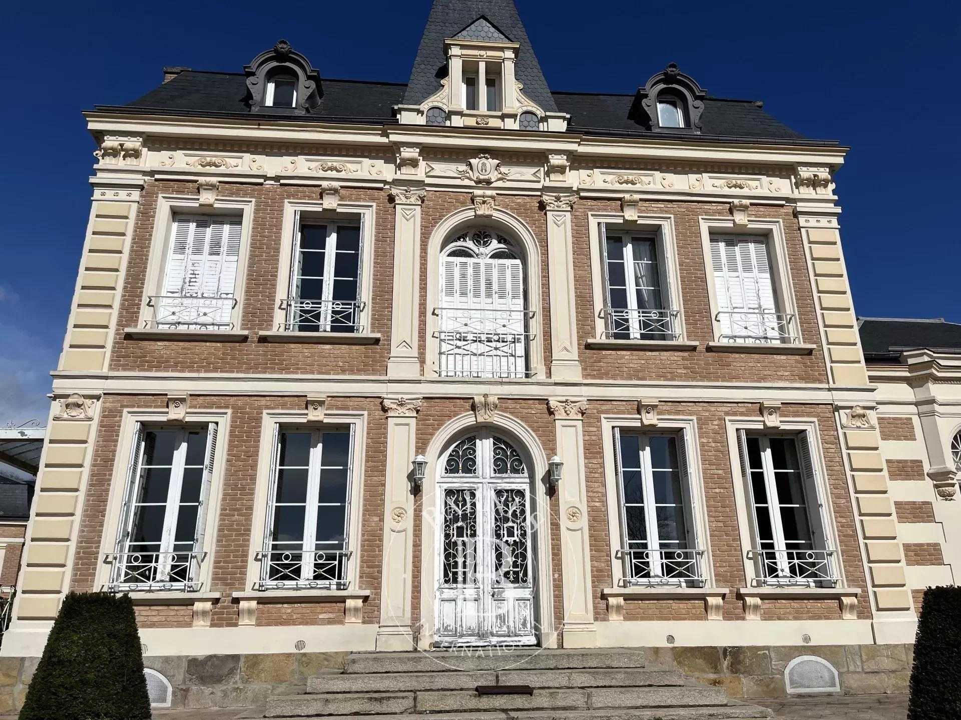 Hôtel particulier Orbec  -  ref 82499182 (picture 2)