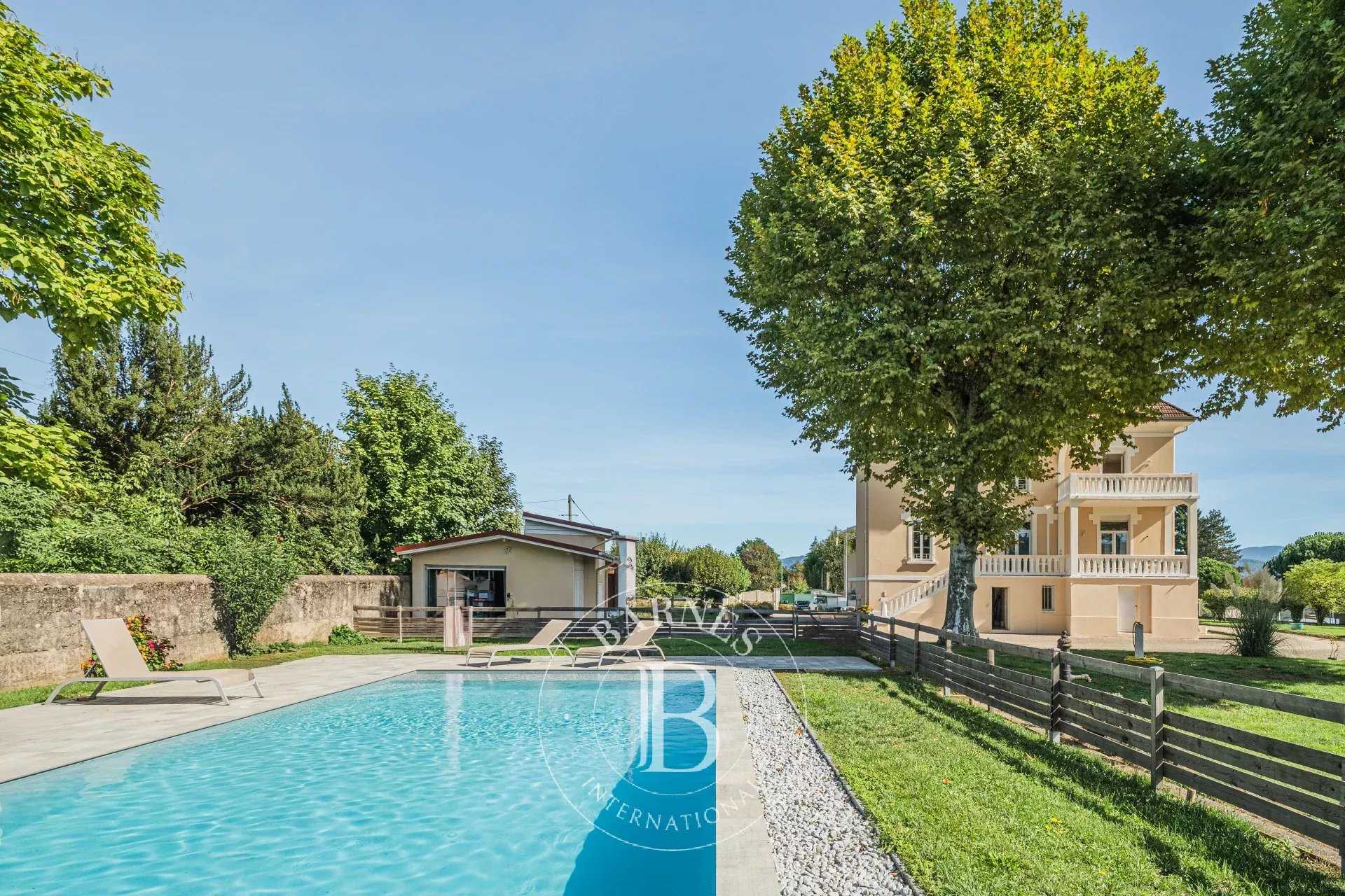 Propriété Le Pont-de-Beauvoisin  -  ref 86364009 (picture 1)