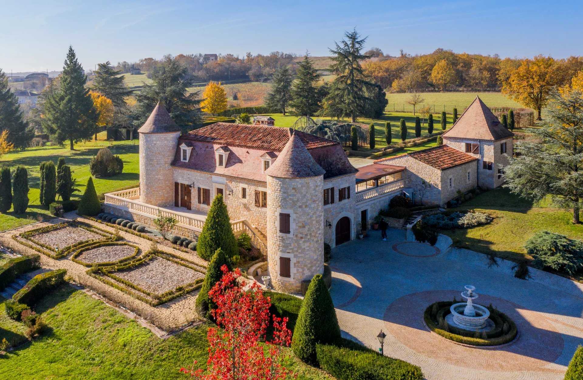 Château Cahors  -  ref 85389955 (picture 1)