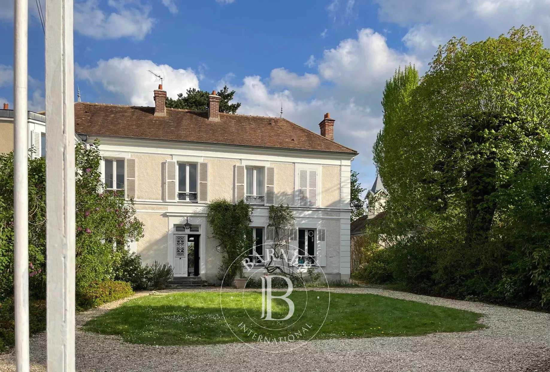 Maison de village Bois-le-Roi  -  ref 85854713 (picture 1)