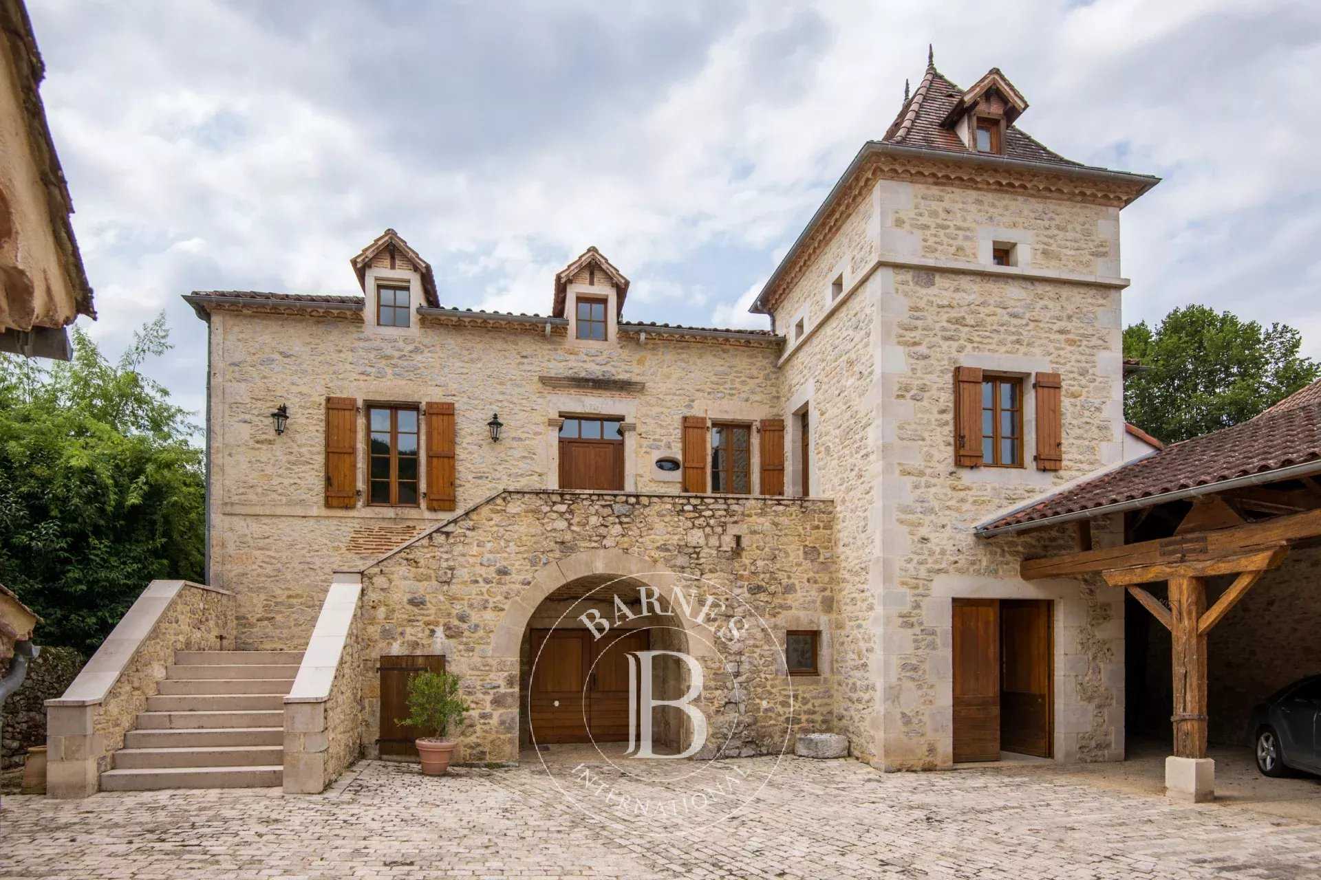 Village house Luzech  -  ref 85096655 (picture 1)