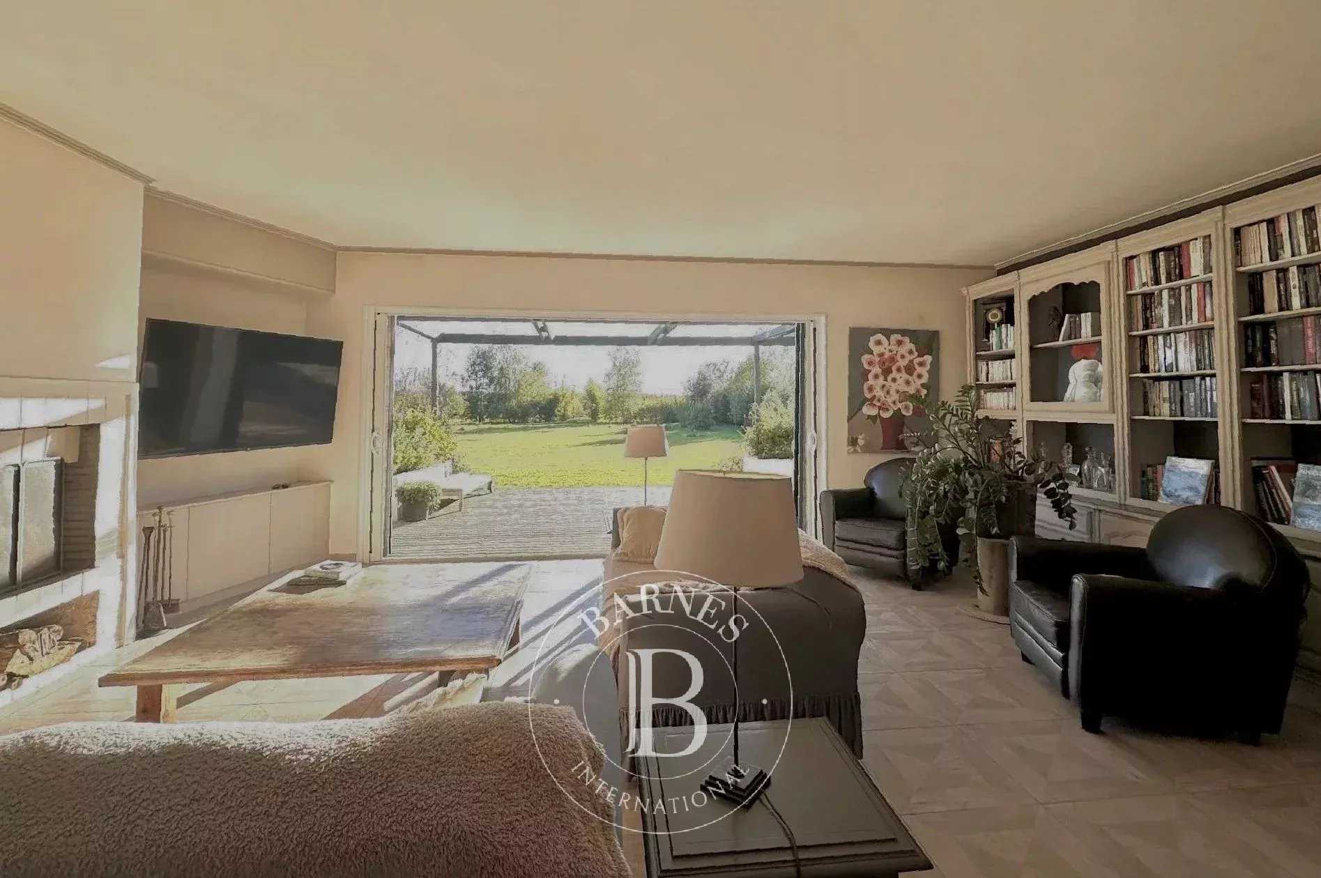 Maison Barbizon  -  ref 85373200 (picture 3)