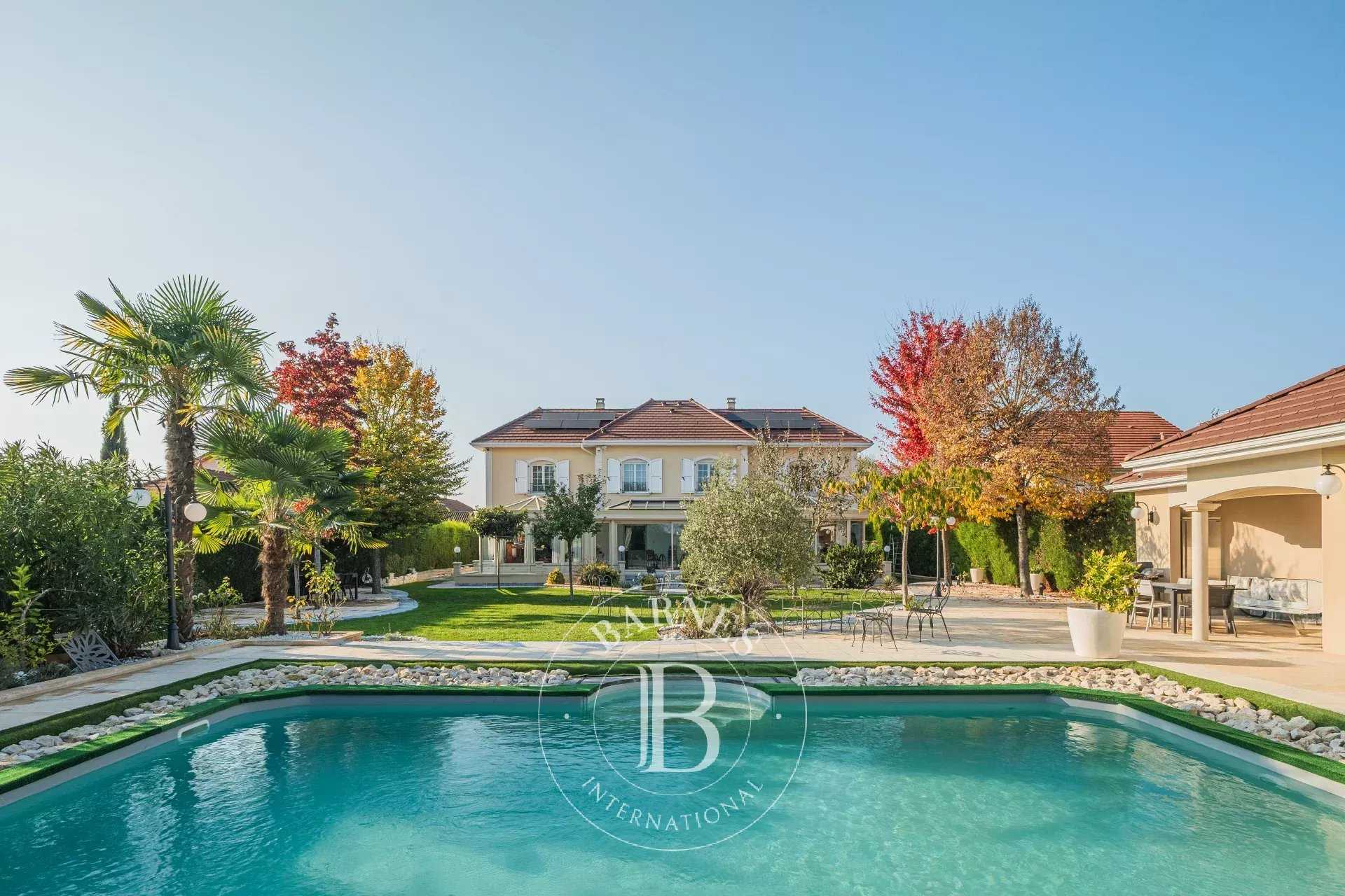 Casa Morestel  -  ref 86379980 (picture 1)