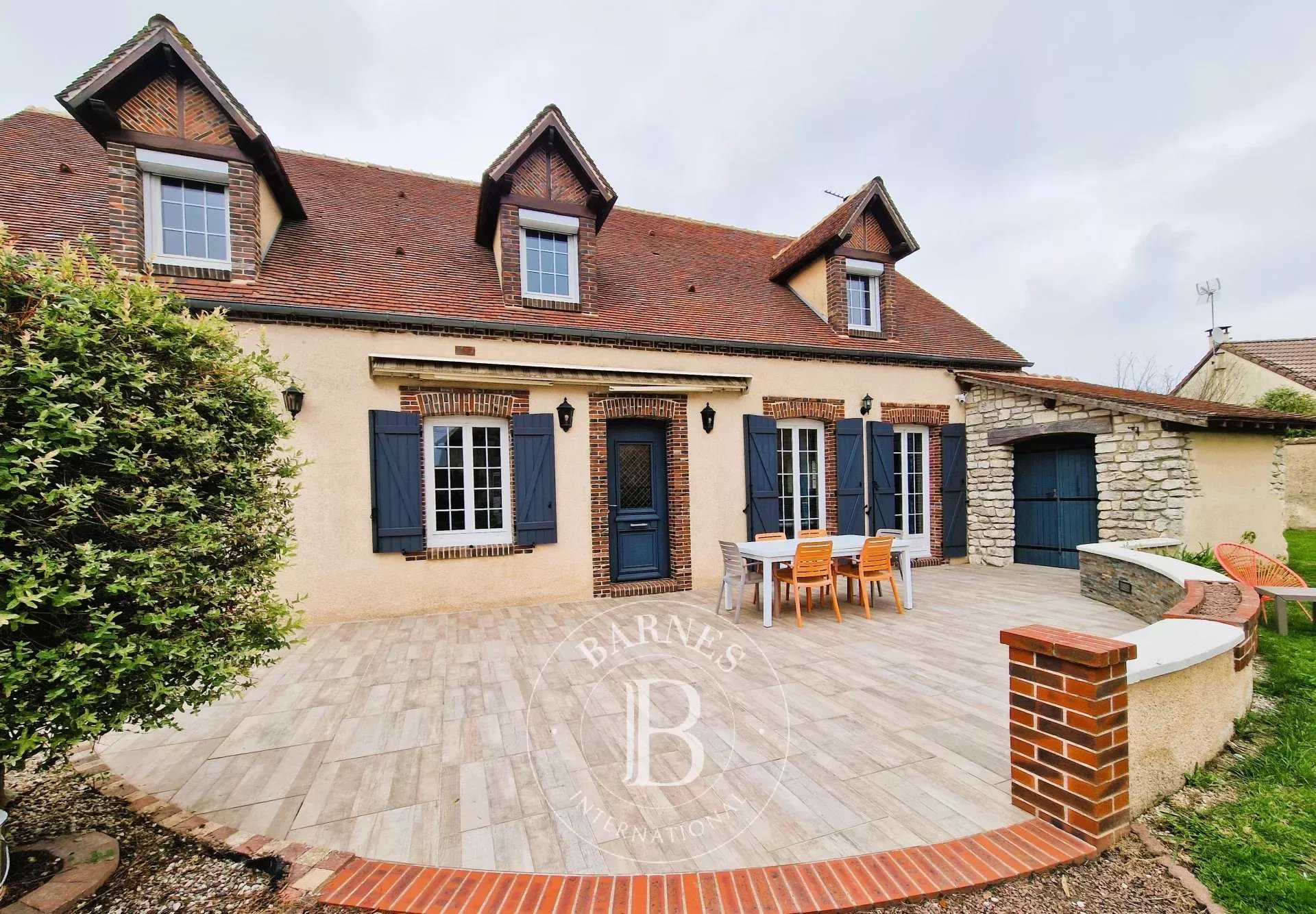 House Tremblay-les-Villages  -  ref 86371009 (picture 2)