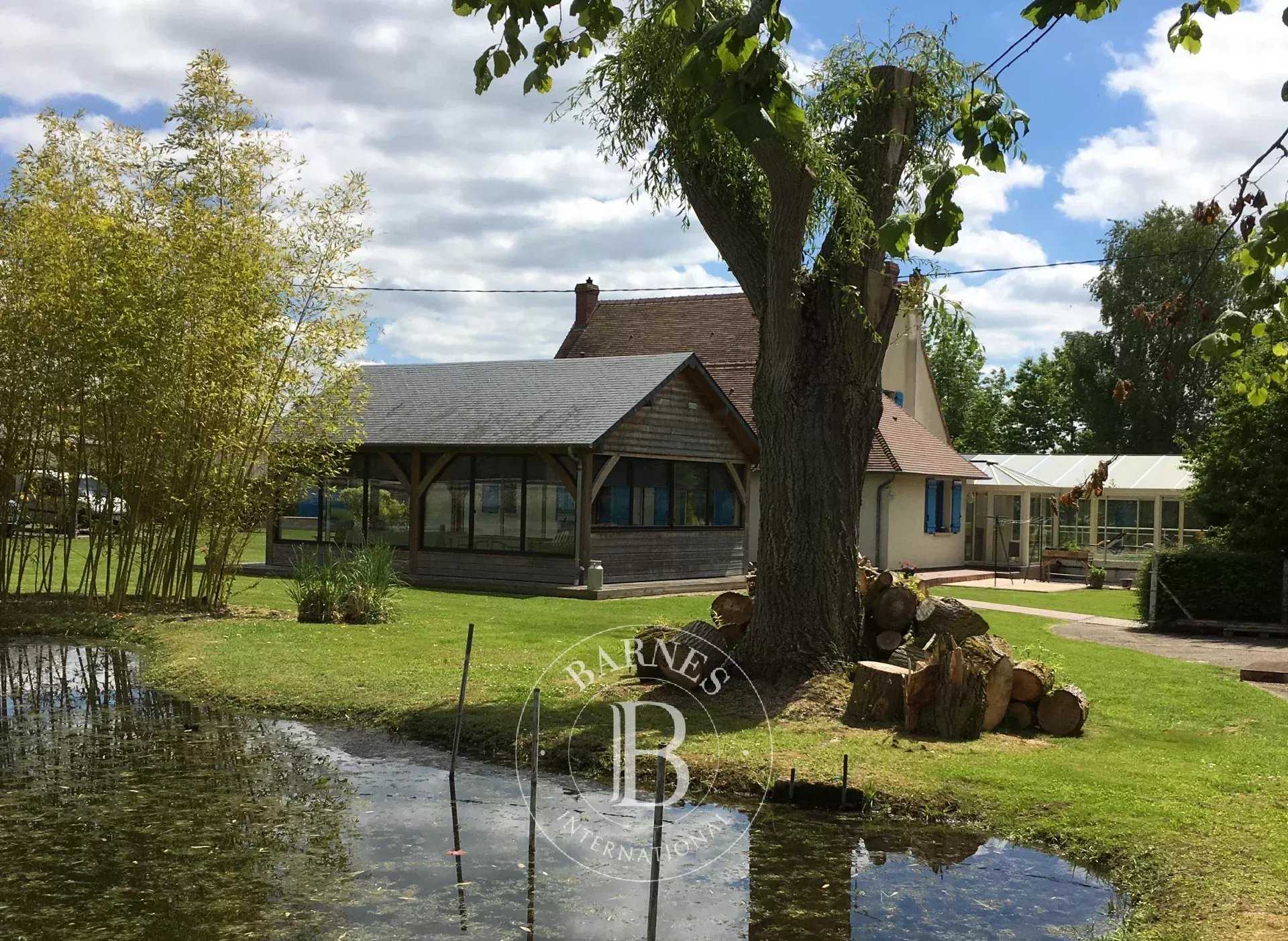 Maison de village Saint-Pierre-sur-Dives  -  ref 84486793 (picture 1)