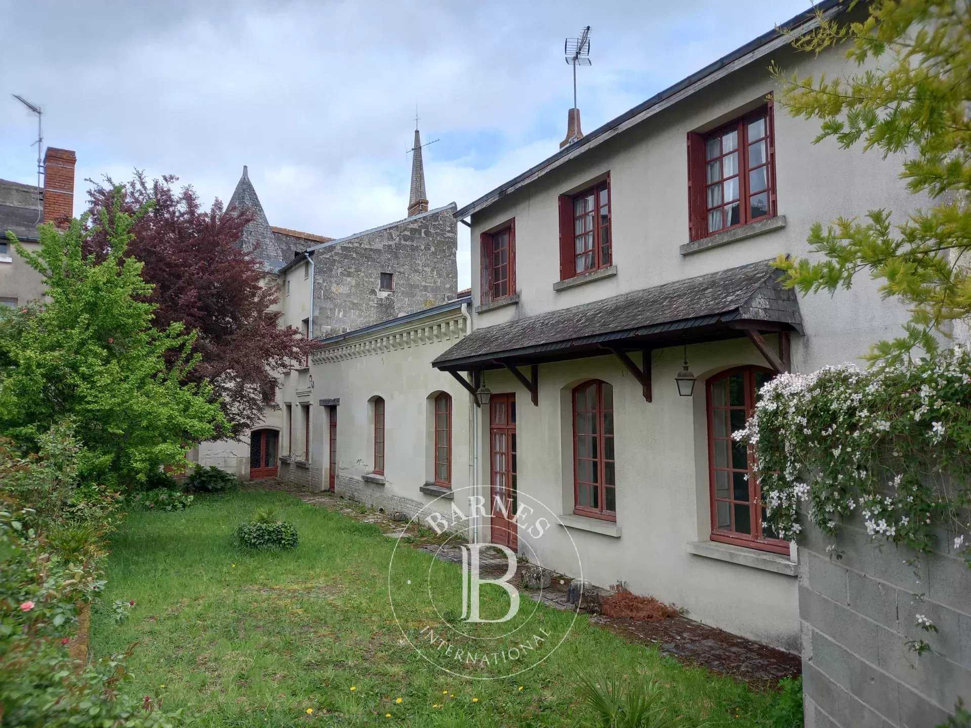 Loudun  - Mansion 6 Bedrooms