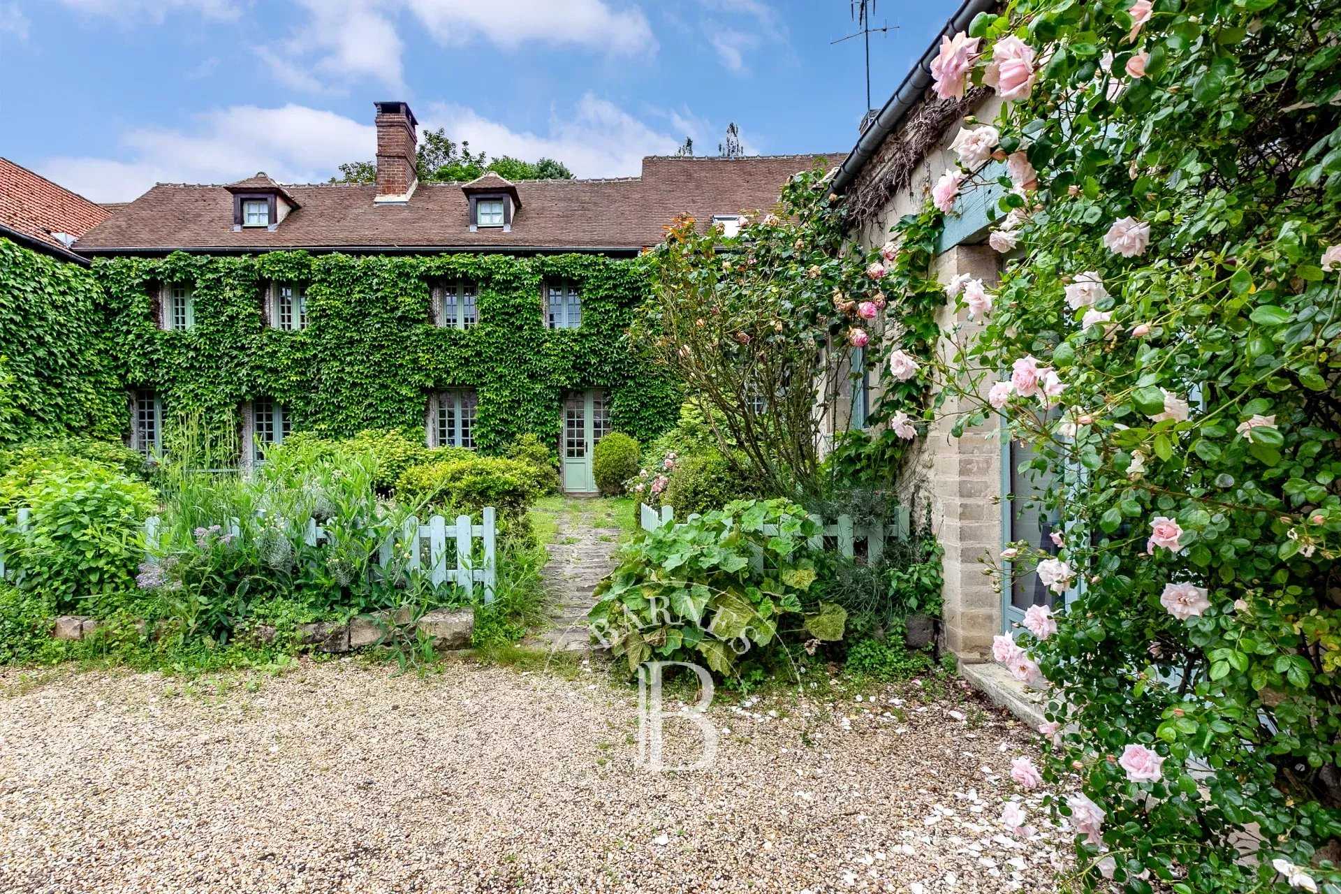 Maison Senlis  -  ref 84864491 (picture 1)