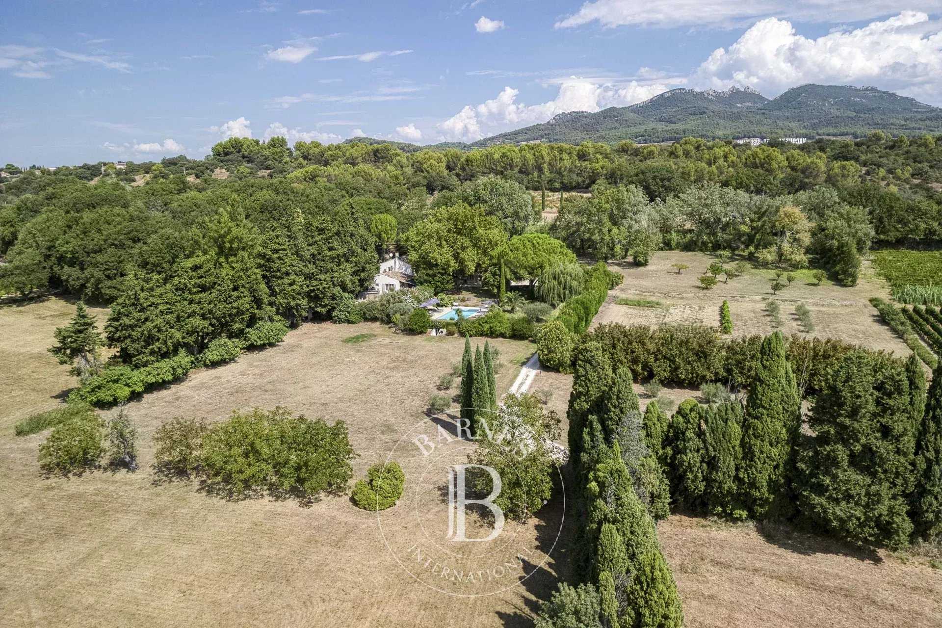 Bastide Vacqueyras  -  ref 7101326 (picture 1)