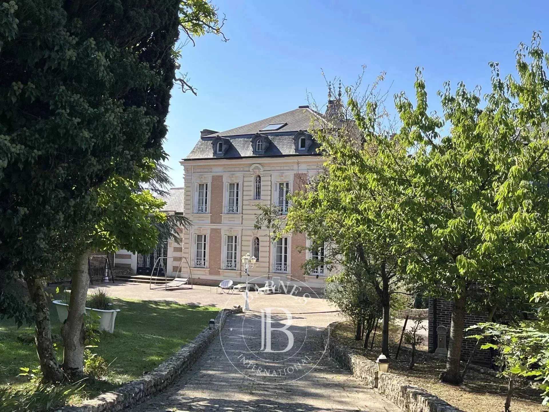 Mansion Orbec  -  ref 82499182 (picture 1)