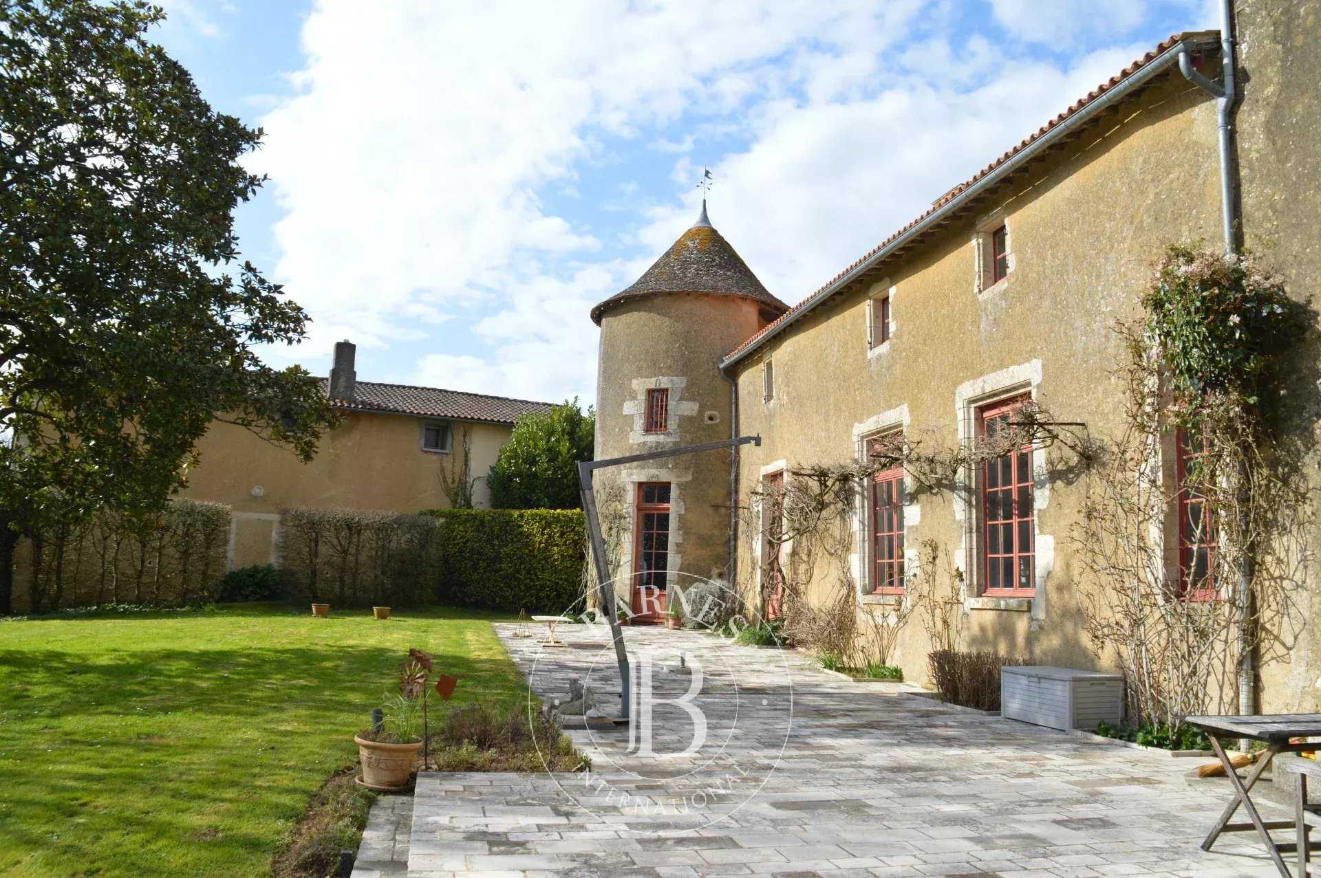 Manoir Coulonges-sur-l'Autize  -  ref 85934211 (picture 3)
